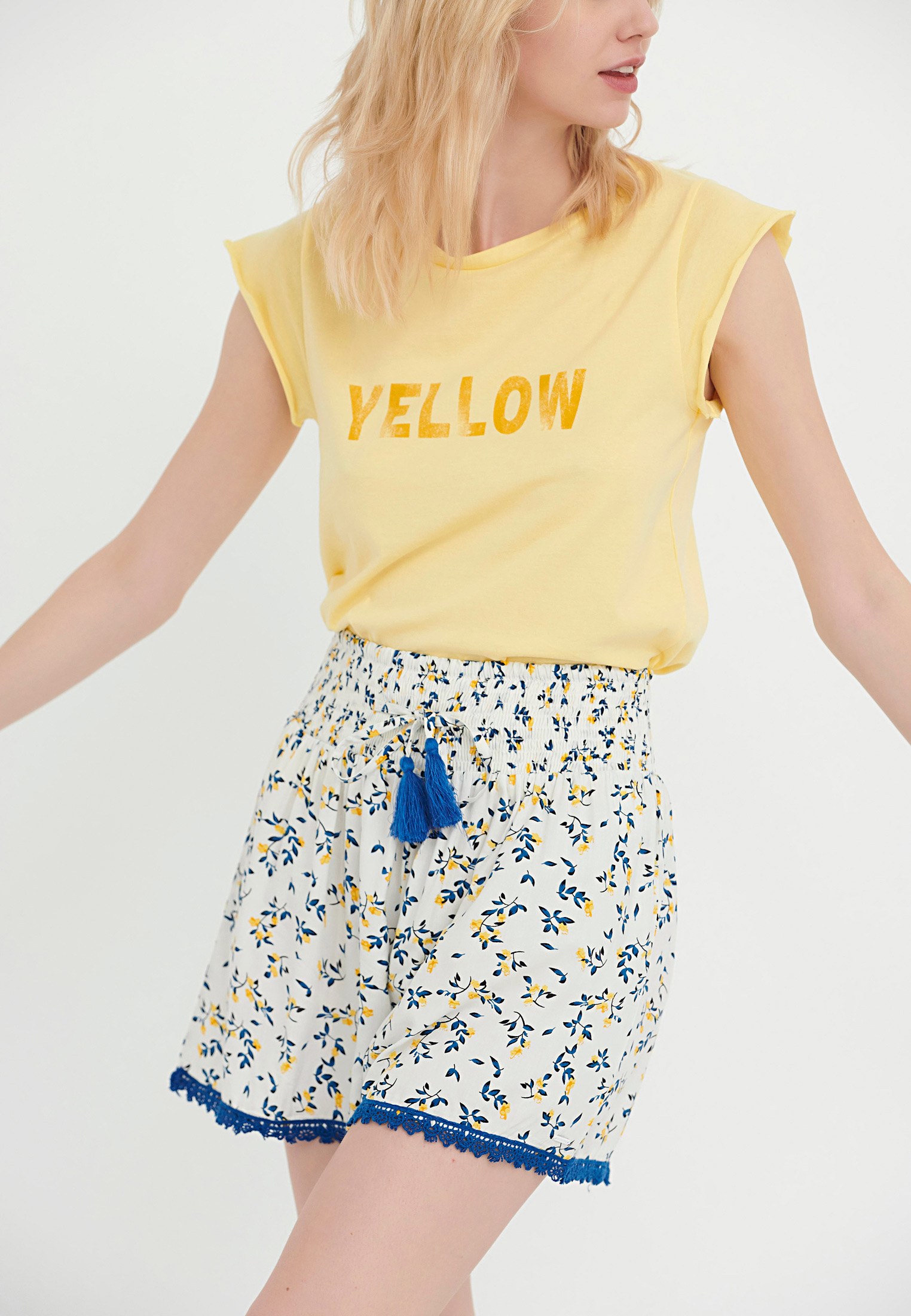 Women's Shorts Funky Buddha White