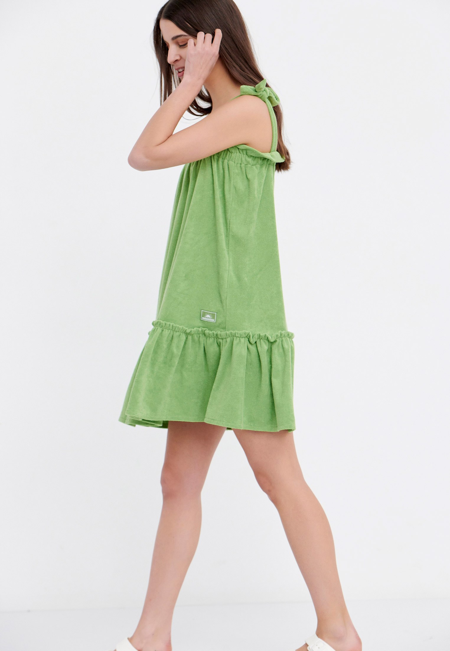 Μίνι φόρεμα σε πετσετέ ύφασμα φωτογραφία