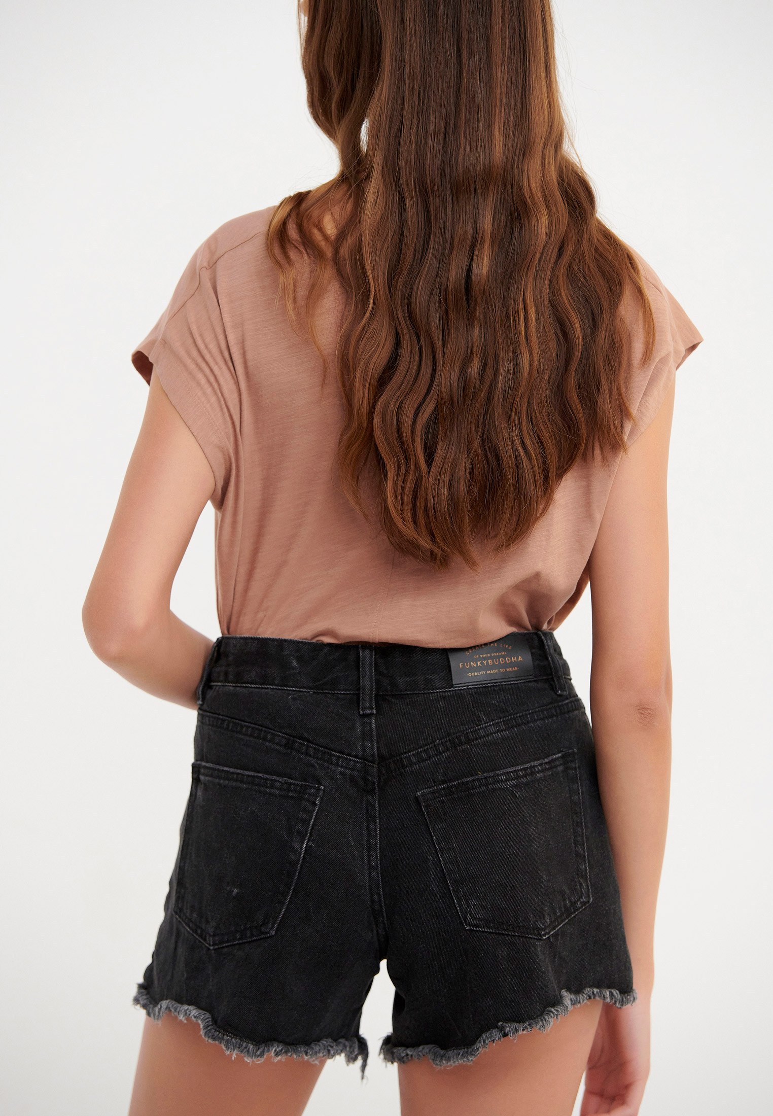 Γυναικείο τζιν σόρτς φωτογραφία