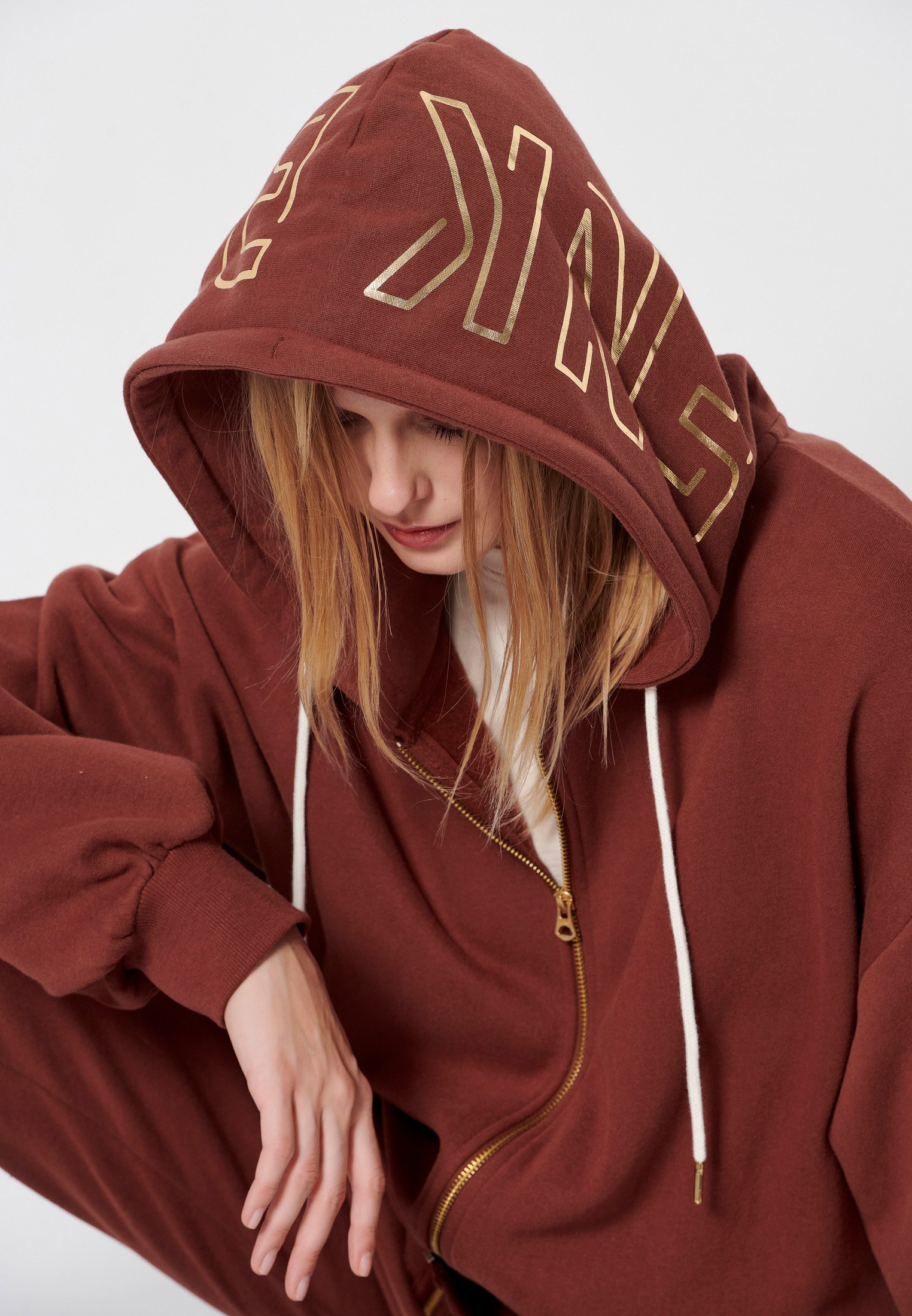 Loose fit ζακέτα με τύπωμα στην κουκούλα φωτογραφία