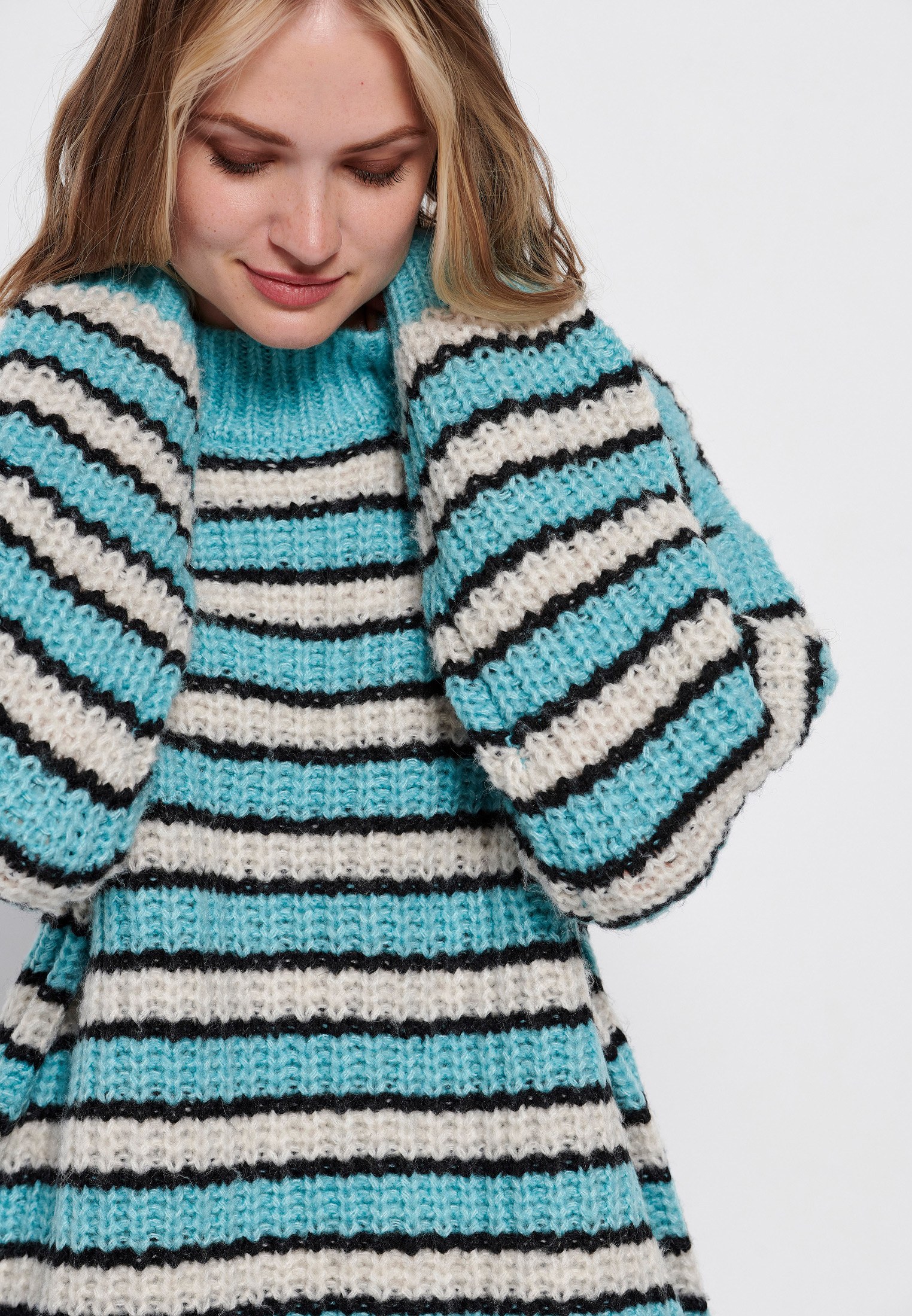 Women's Knitwear Funky Buddha Blue