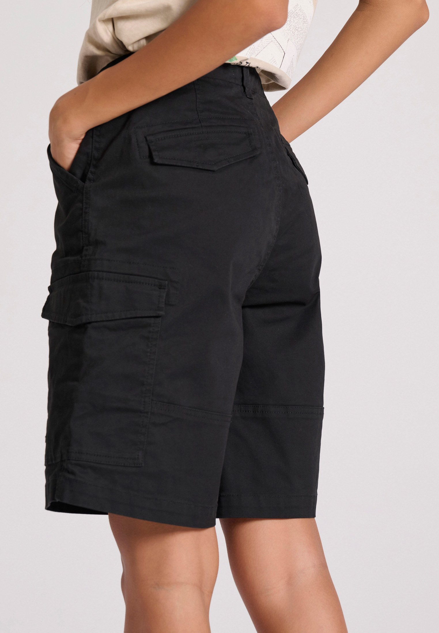 Women's Shorts Funky Buddha Black
