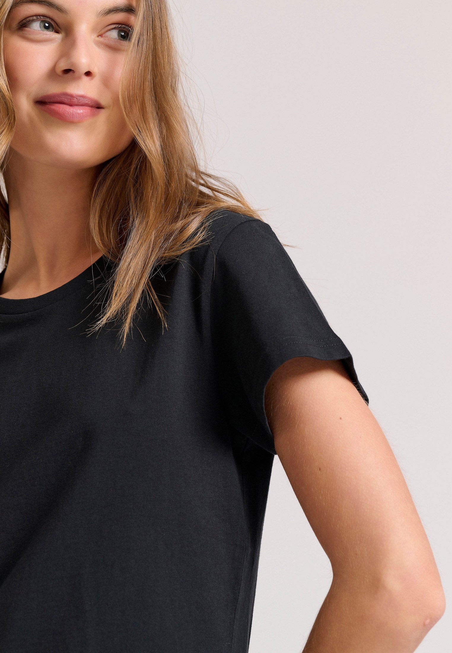 Women's T-Shirts Funky Buddha Black