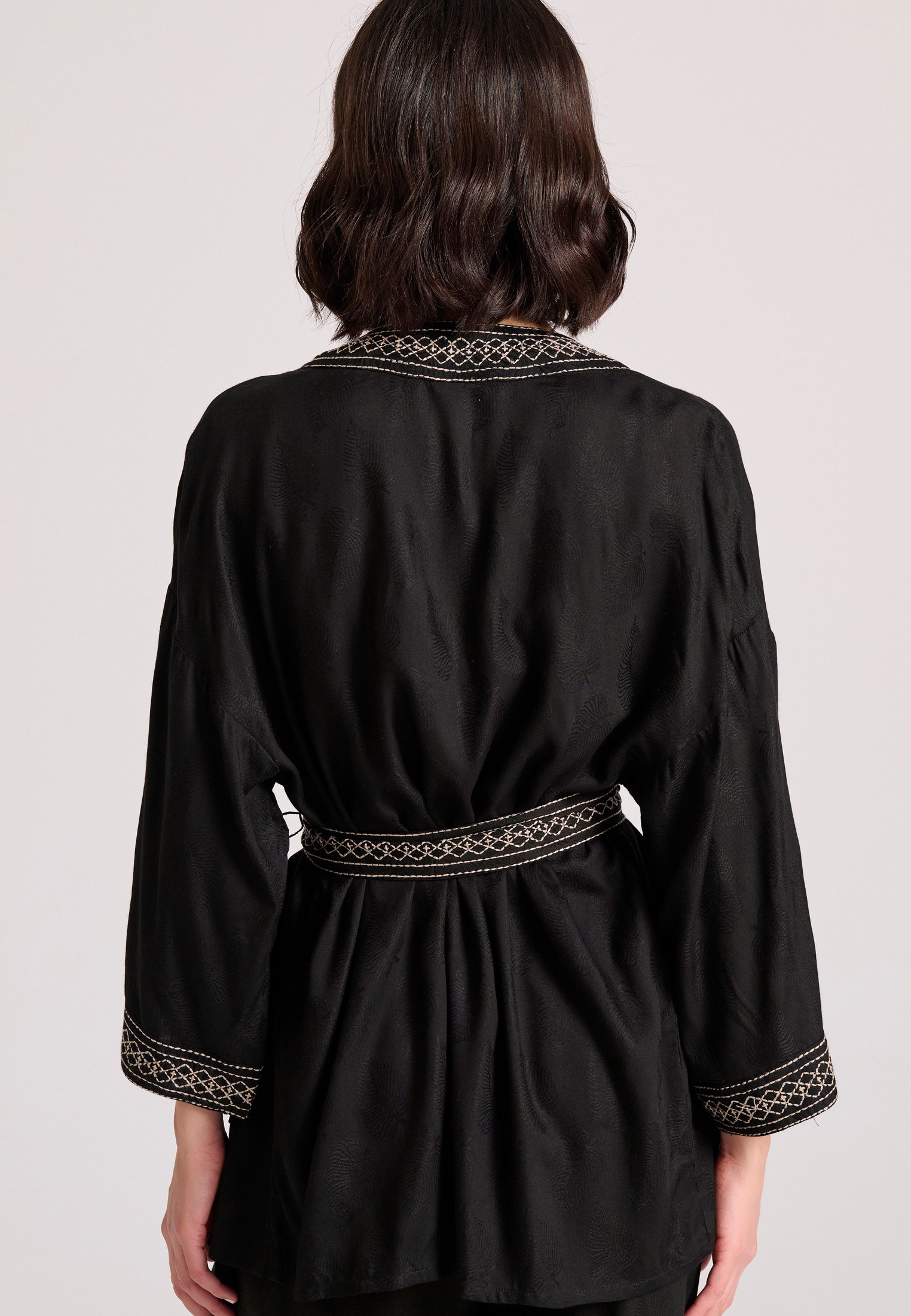 Women's Kimonos Funky Buddha Black