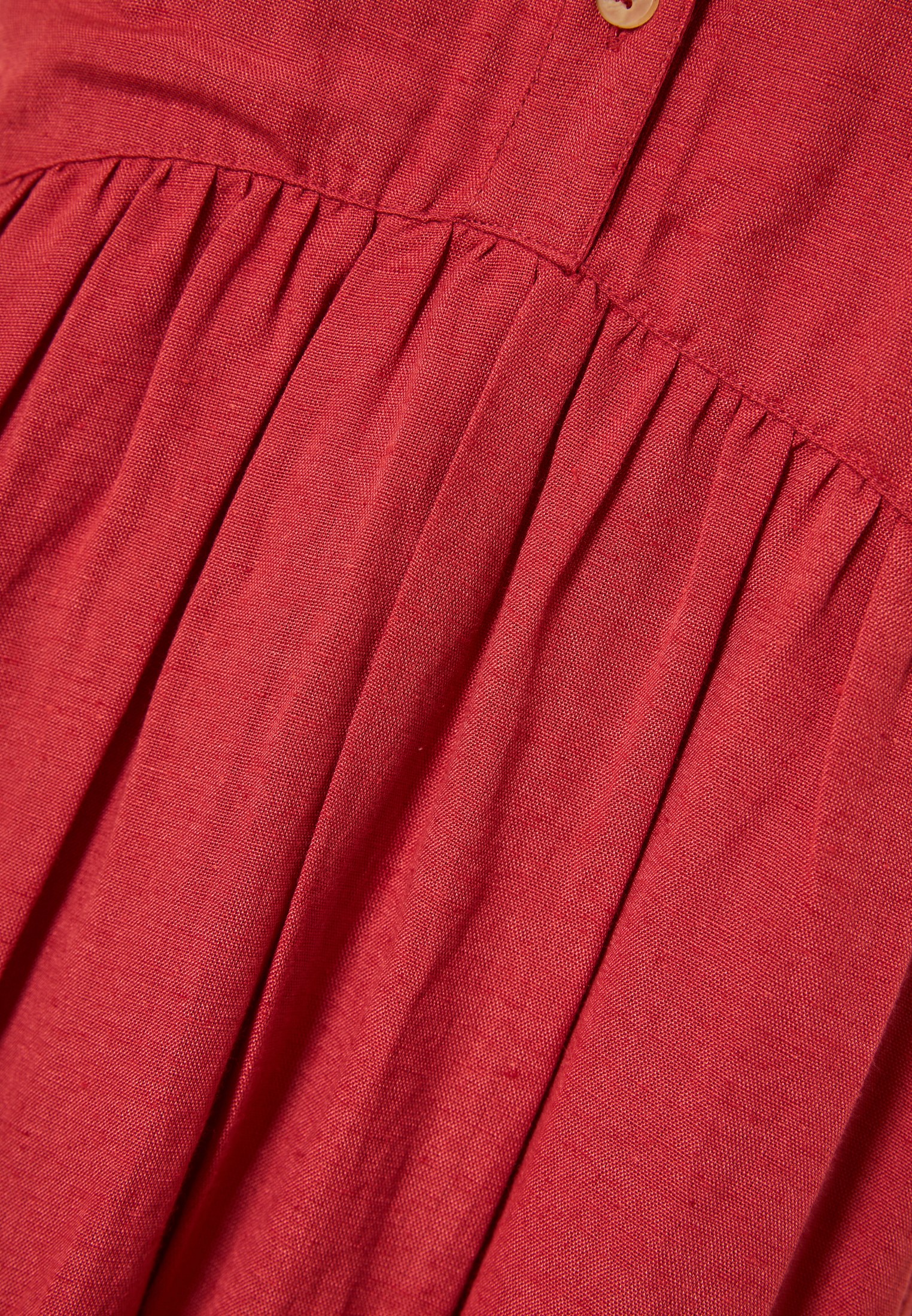 Μίνι linen blend σεμιζιέ φόρεμα με βολάν φωτογραφία