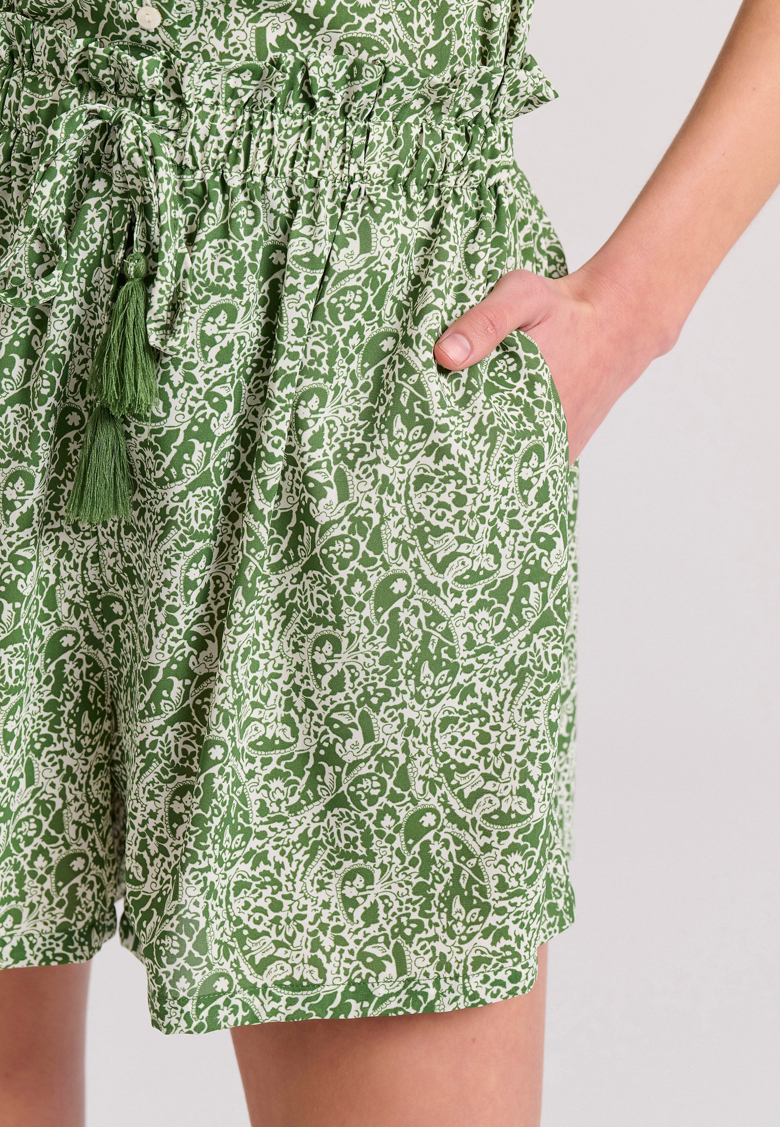 Women's Shorts Funky Buddha Green