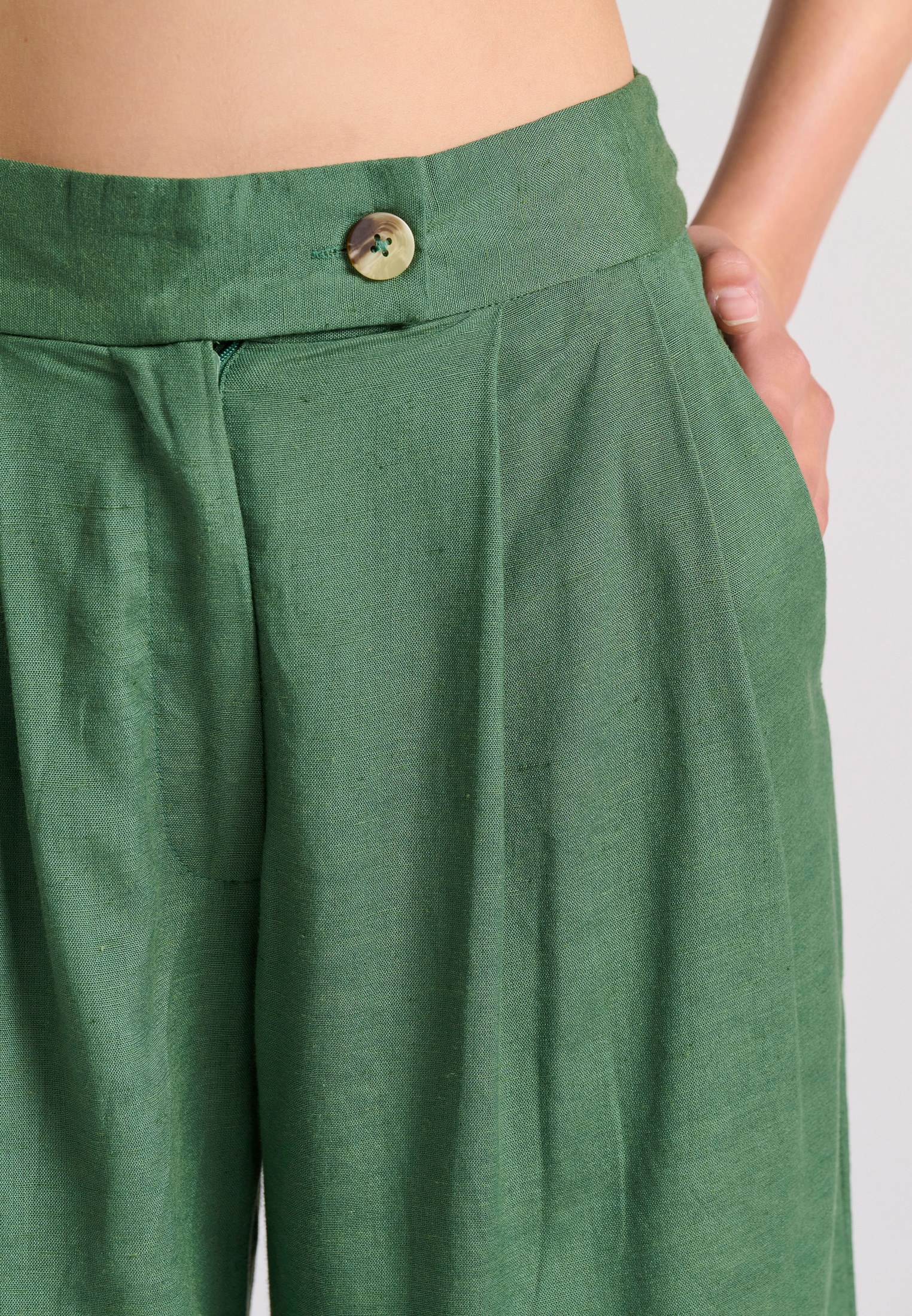 Women's Shorts Funky Buddha Green