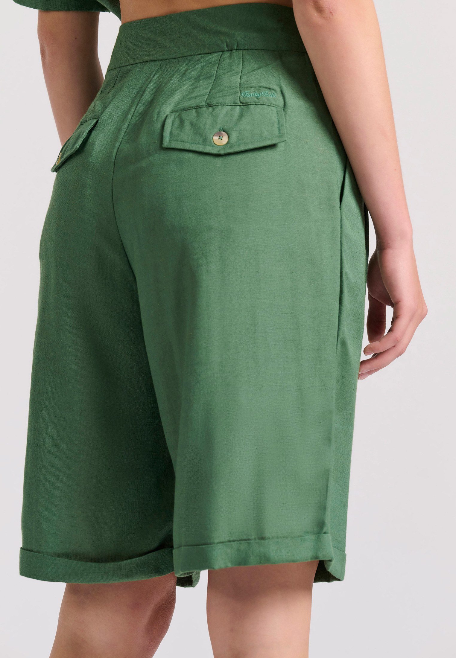 Women's Shorts Funky Buddha Green