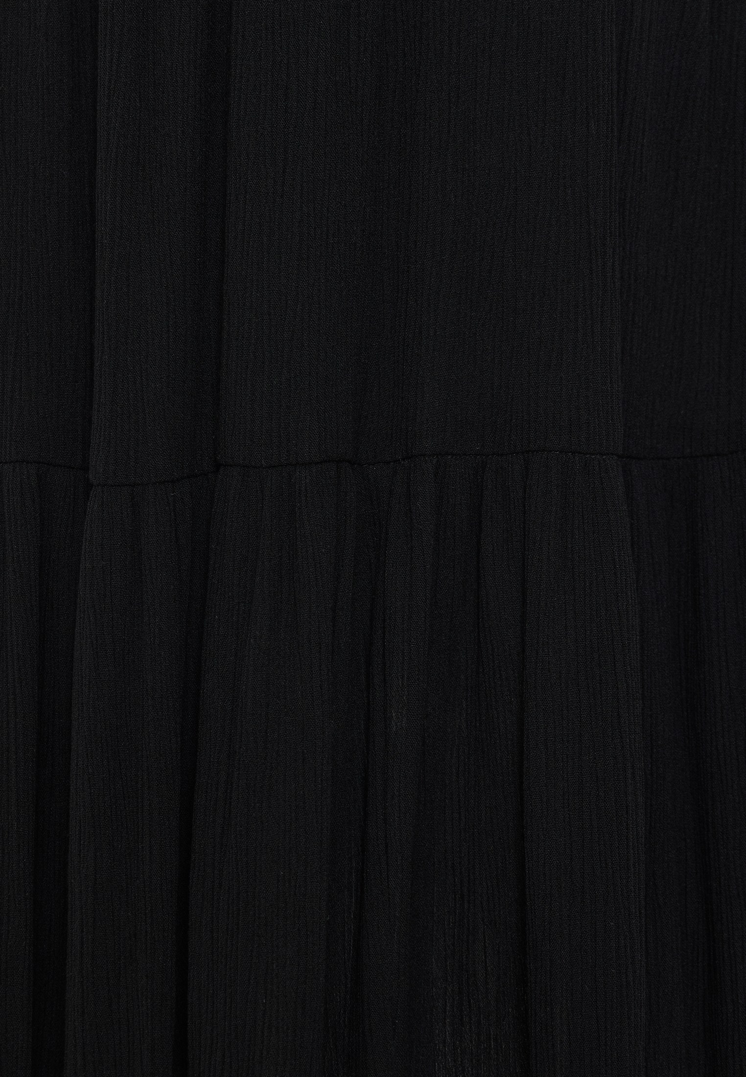 Halter neck mini φόρεμα με ανοιχτή πλάτη