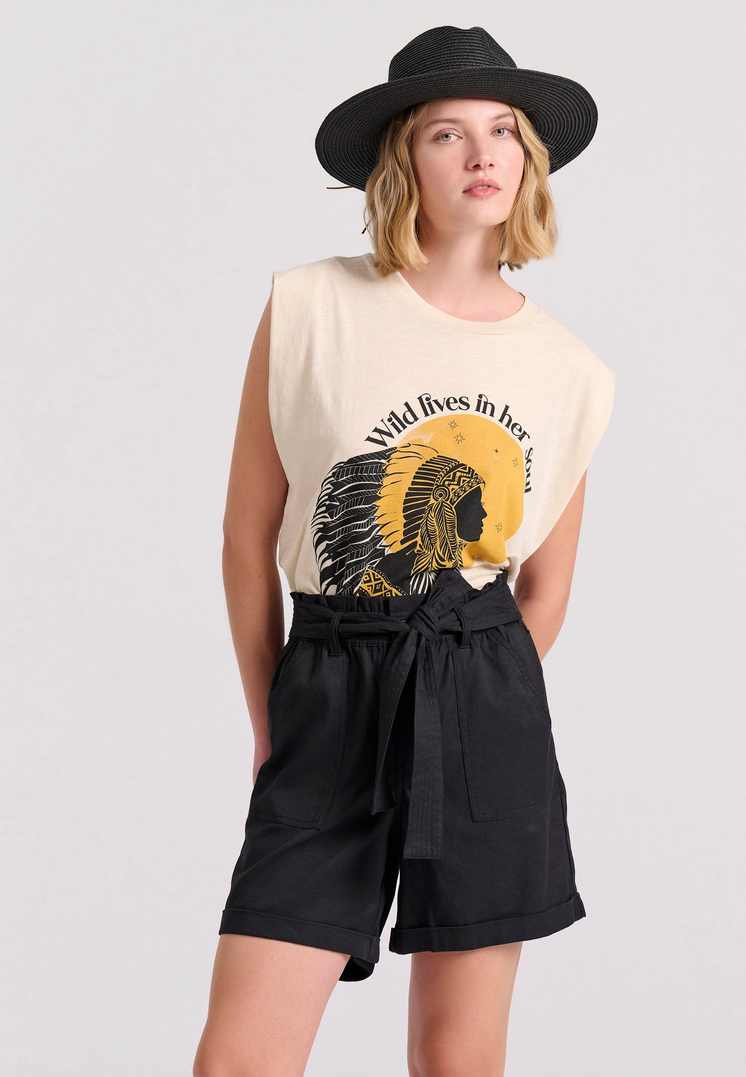 Women's Shorts Funky Buddha Black