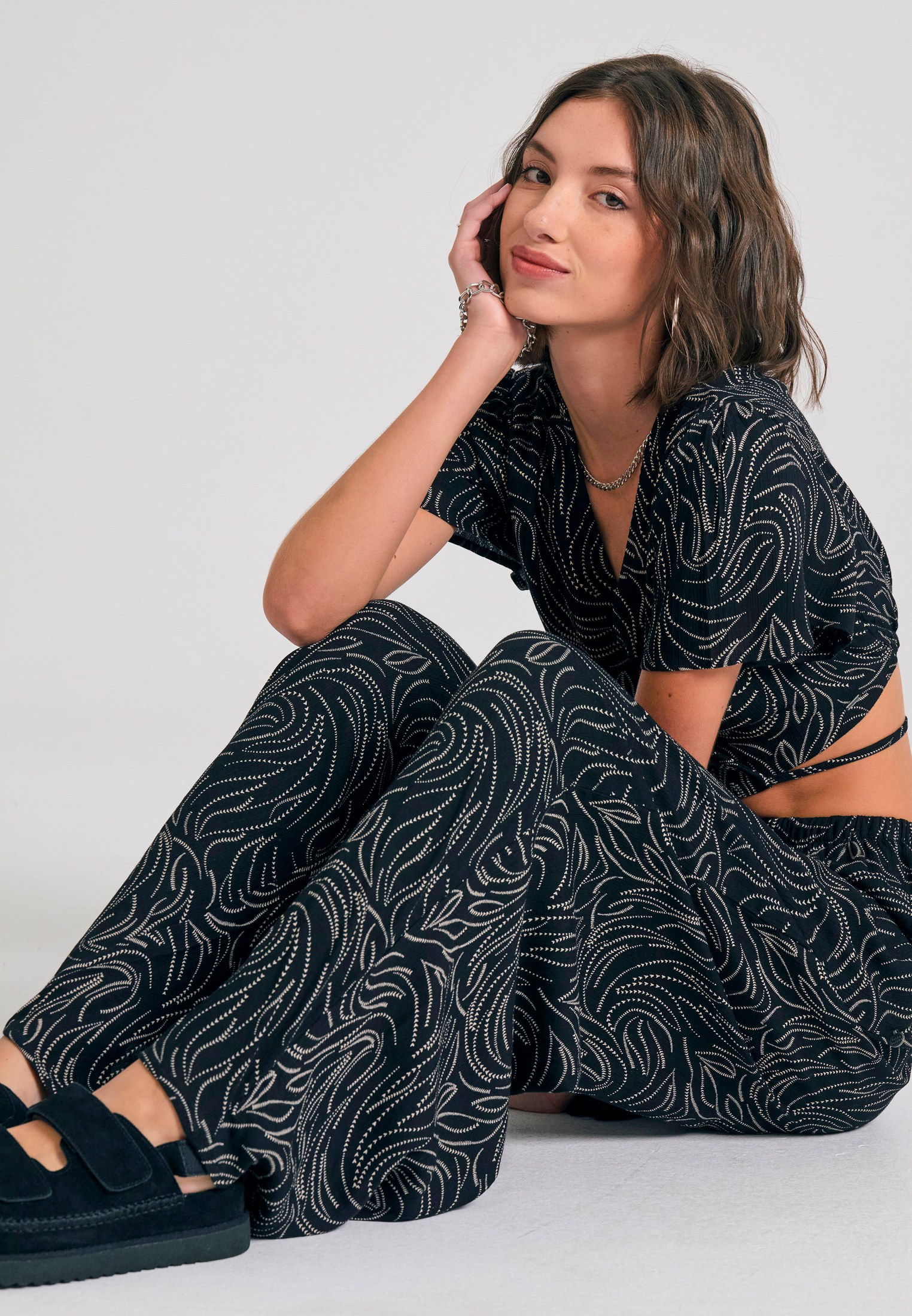 Women's Trousers Funky Buddha Black