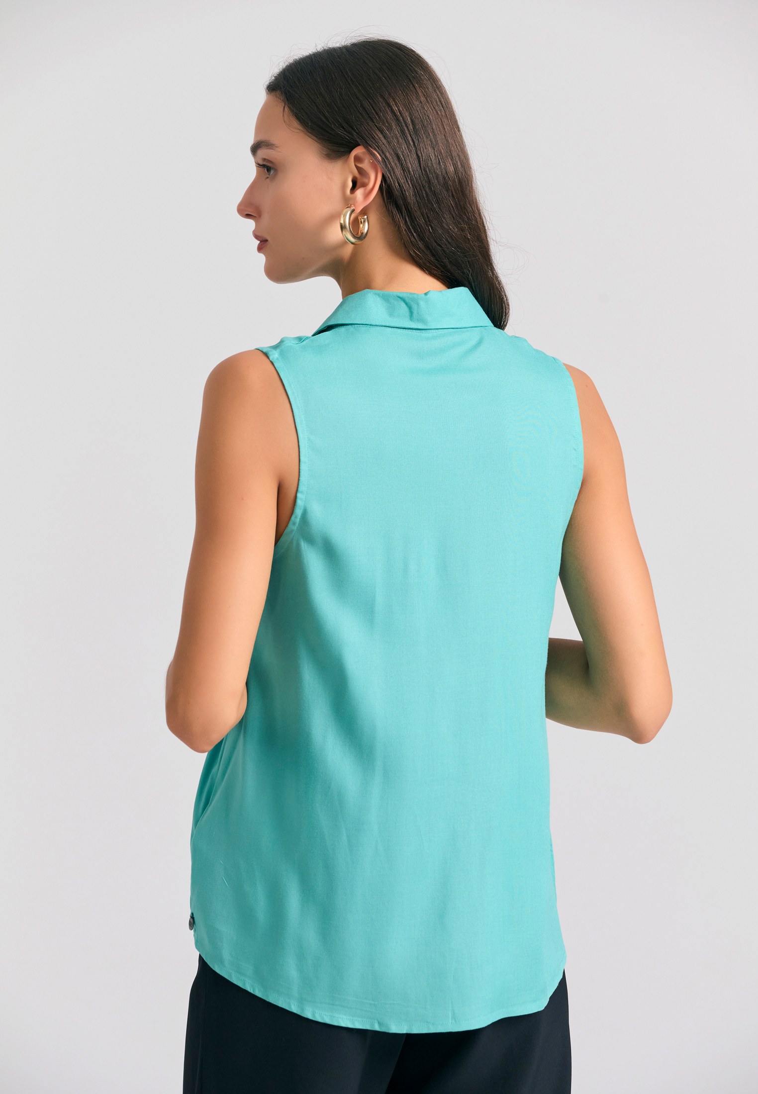 Αμάνικο πουκάμισο από βισκόζη - The essentials φωτογραφία