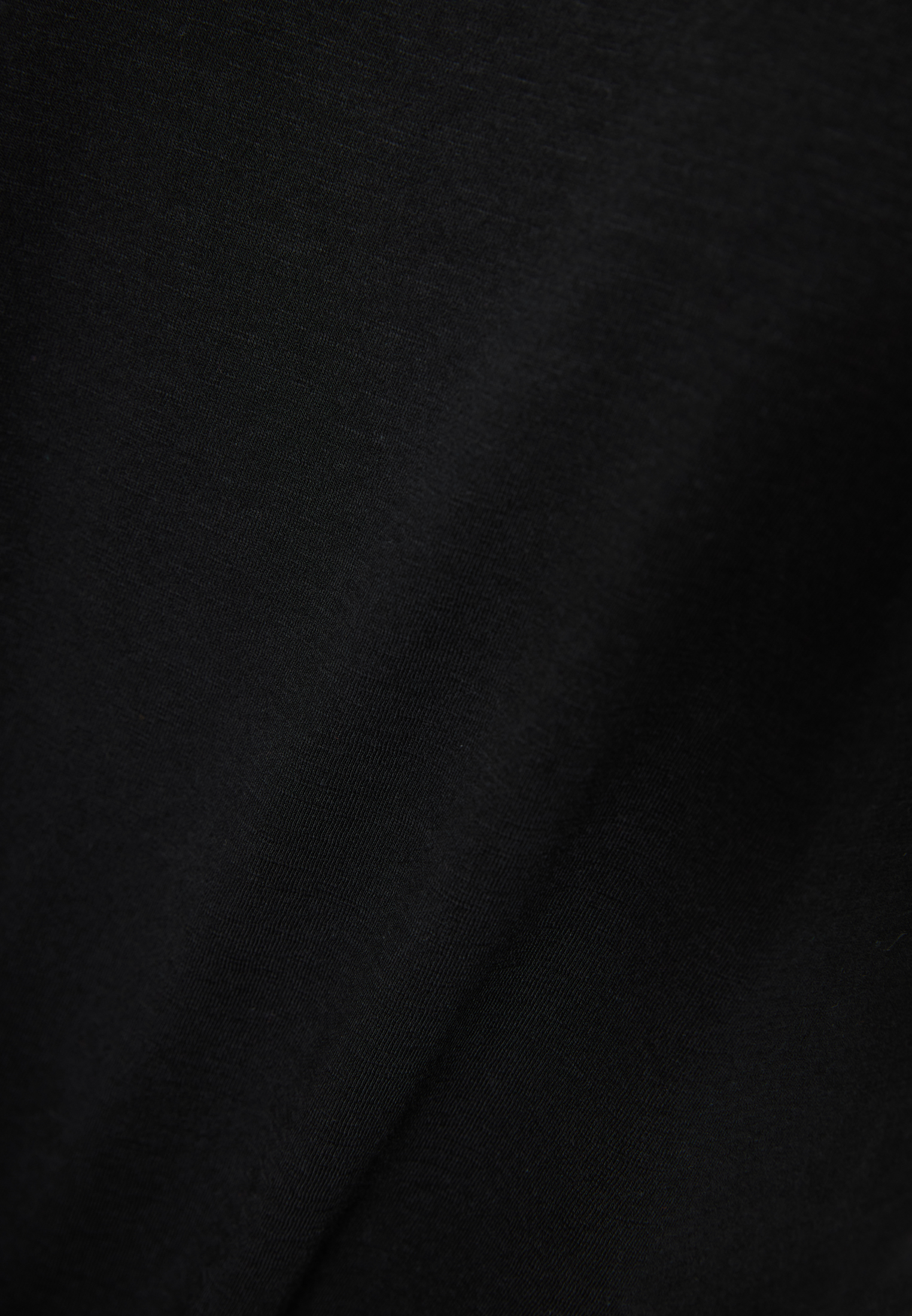 Γυναικείο t-shirt με στρογγυλή λαιμόκοψη - The essentials