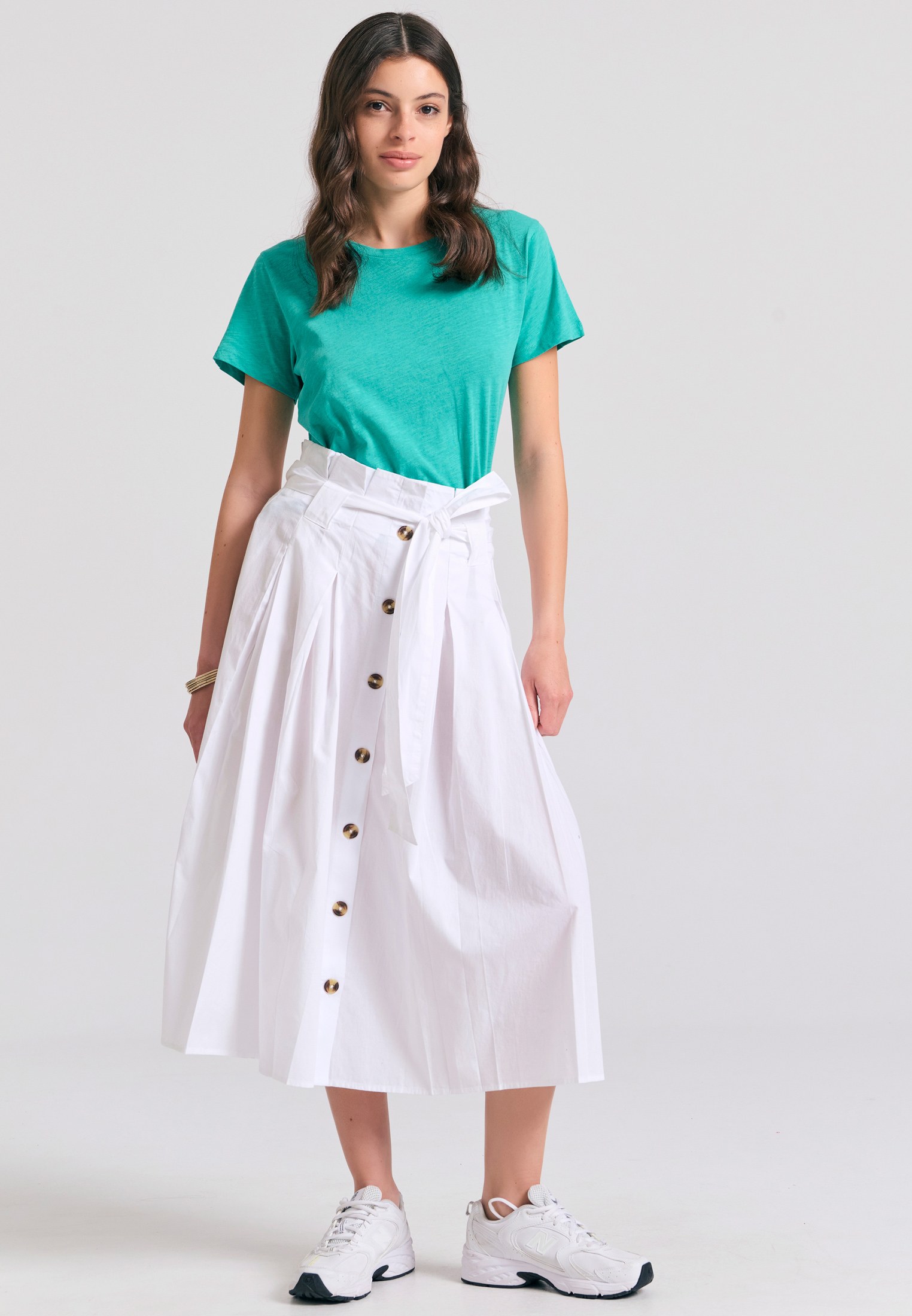 Γυναικείο t-shirt με στρογγυλή λαιμόκοψη - The essentials