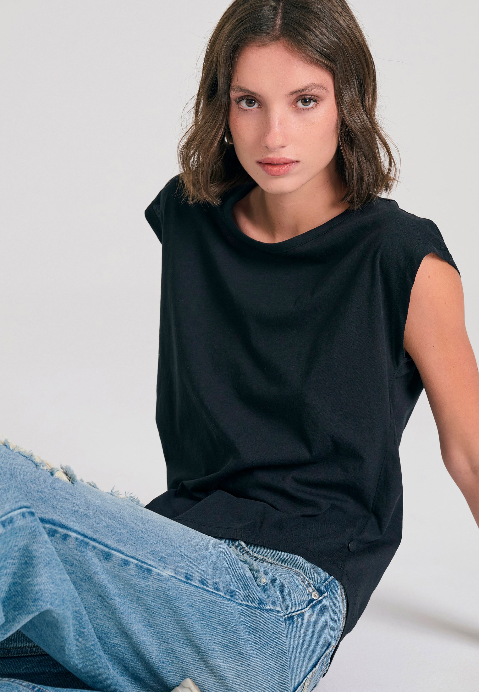 Women's T-Shirts Funky Buddha Black