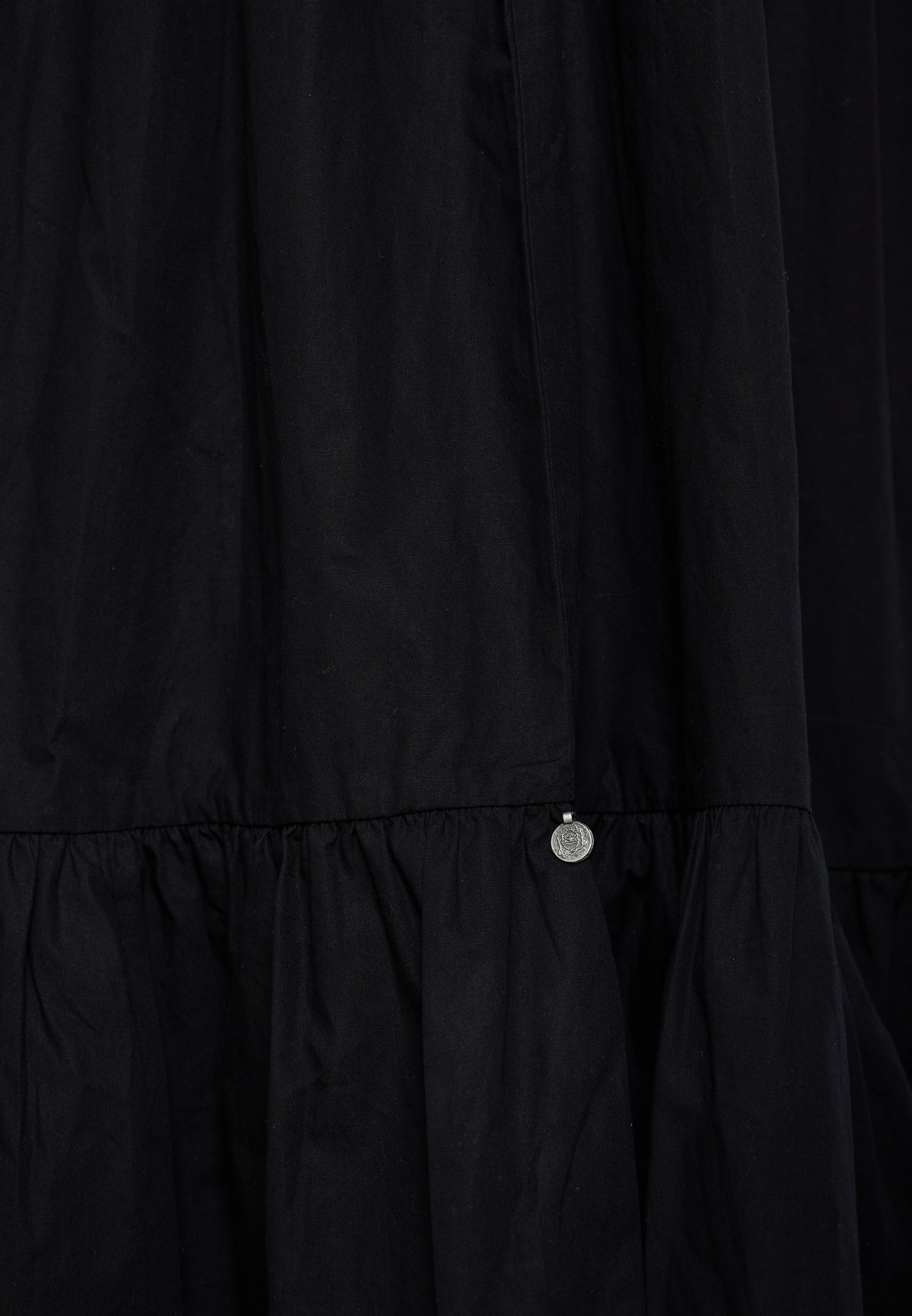 Μάξι σεμιζιέ φόρεμα με βολάν φωτογραφία