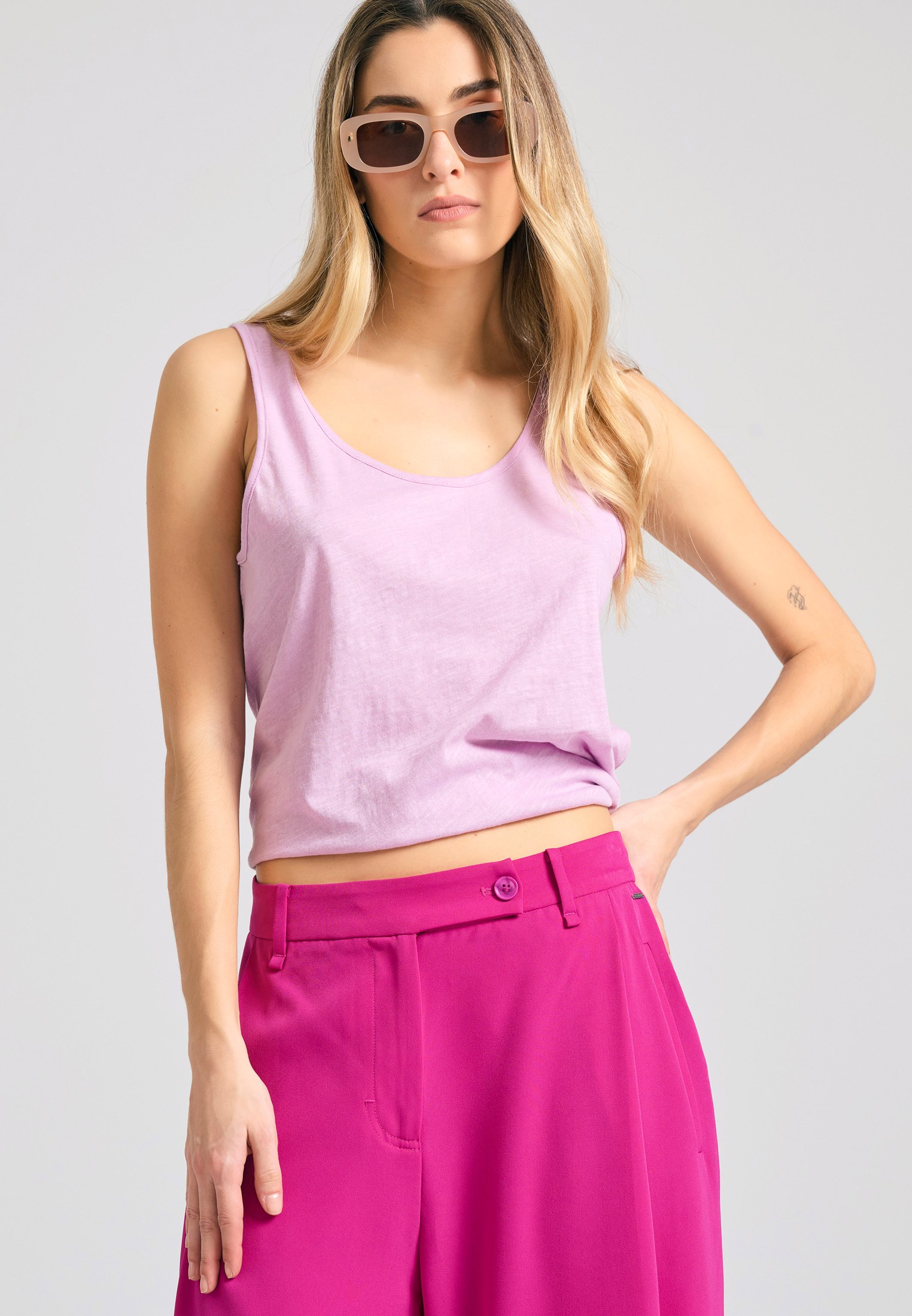 Women's T-Shirts Funky Buddha Pink