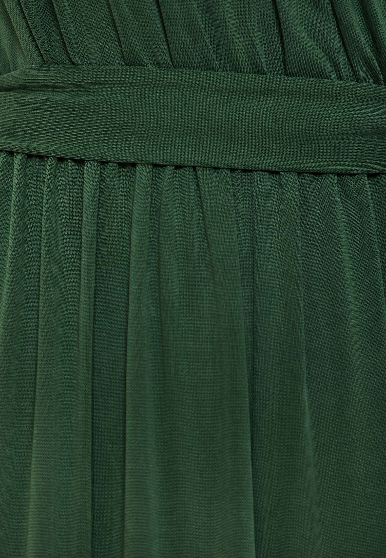 Κρουαζέ ολόσωμη φόρμα με ζώνη φωτογραφία