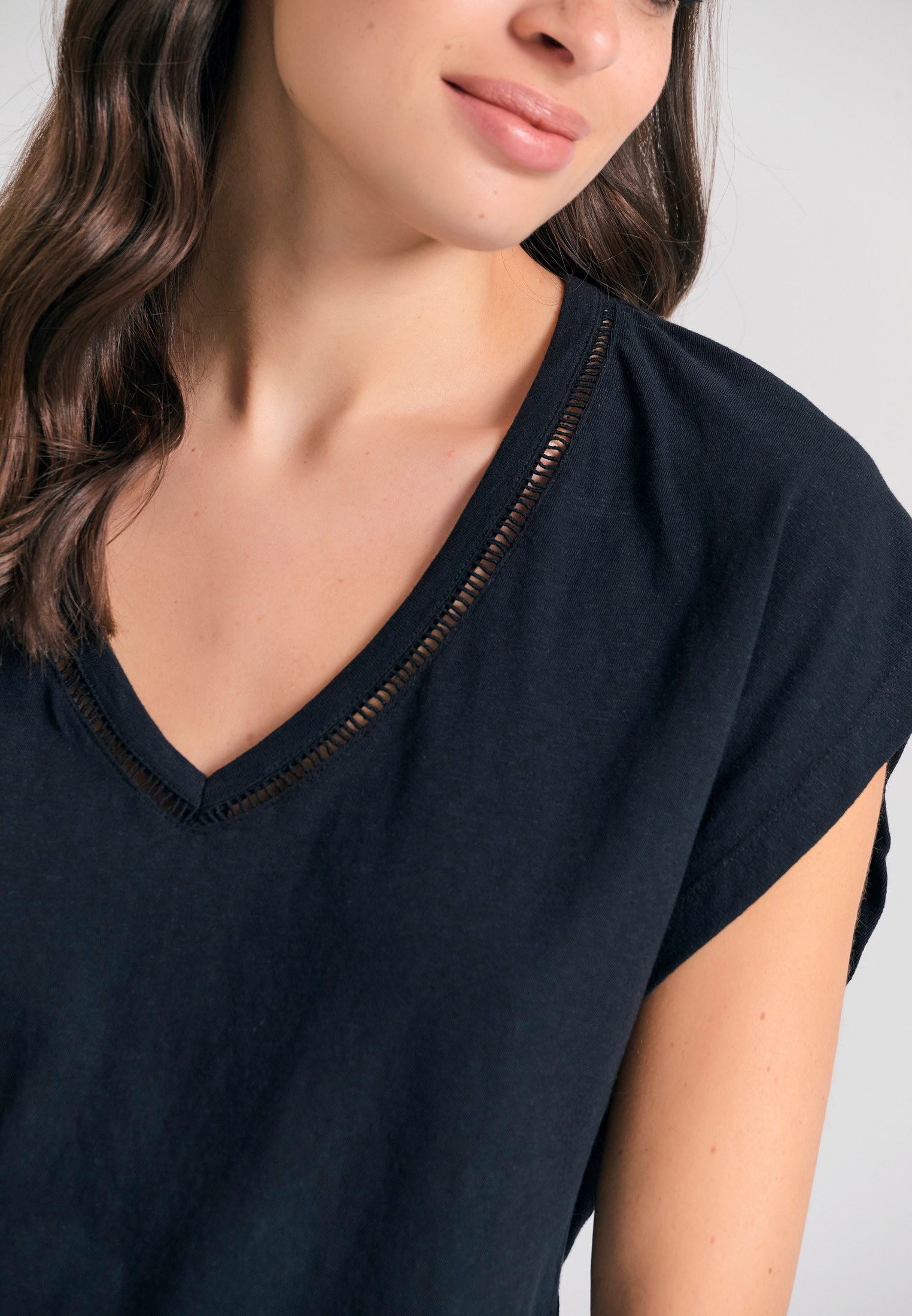 Women's T-Shirts Funky Buddha Black