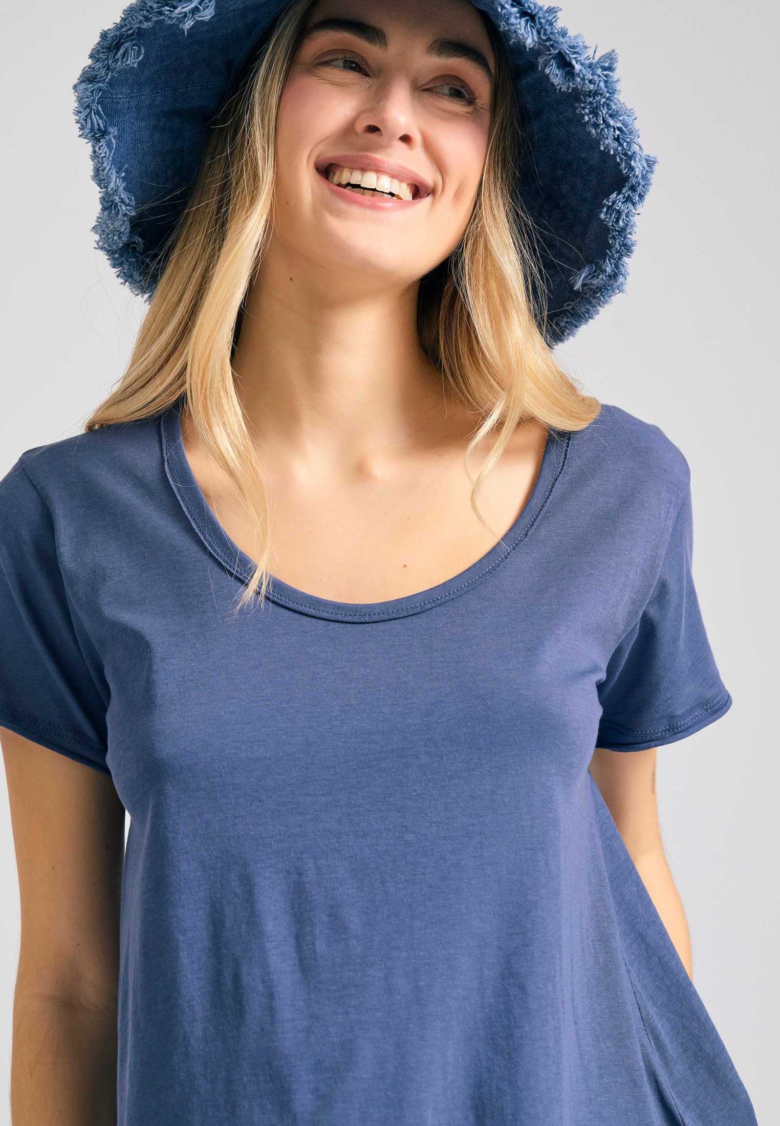 Women's T-Shirts Funky Buddha Blue