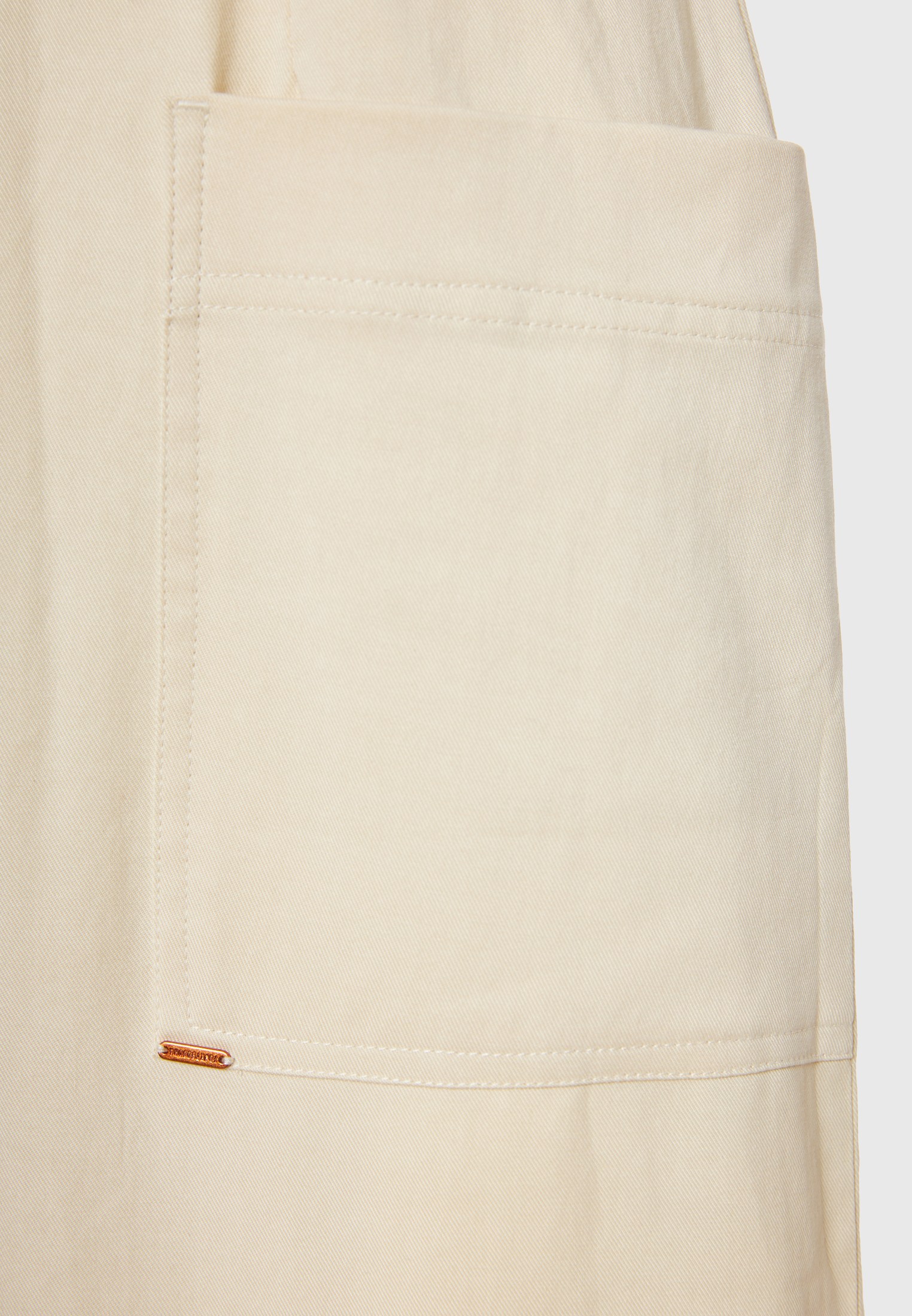 Lyocell blend ολόσωμη φόρμα με τσέπες φωτογραφία