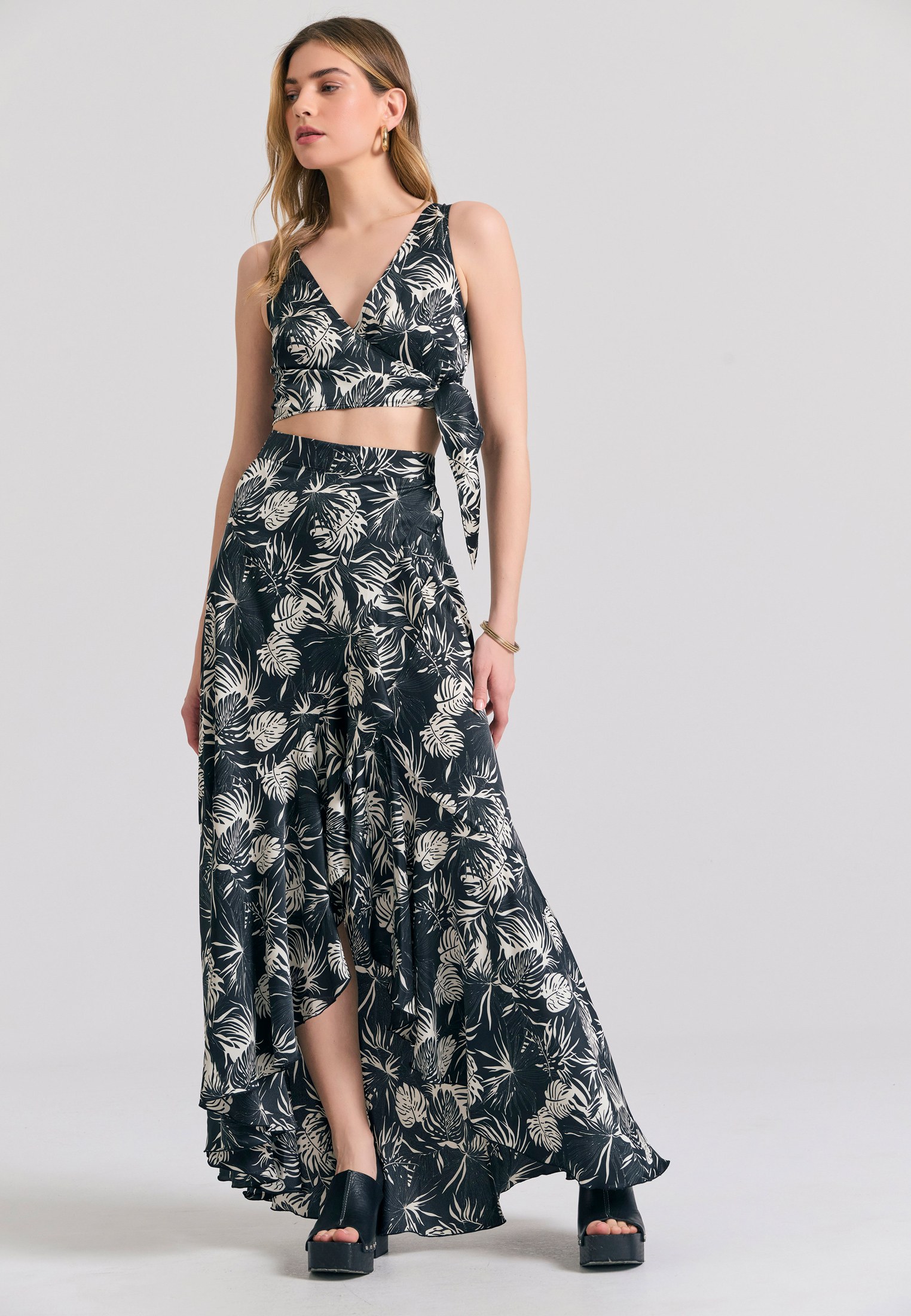 Κρουαζέ cropped top με all over τύπωμα φωτογραφία