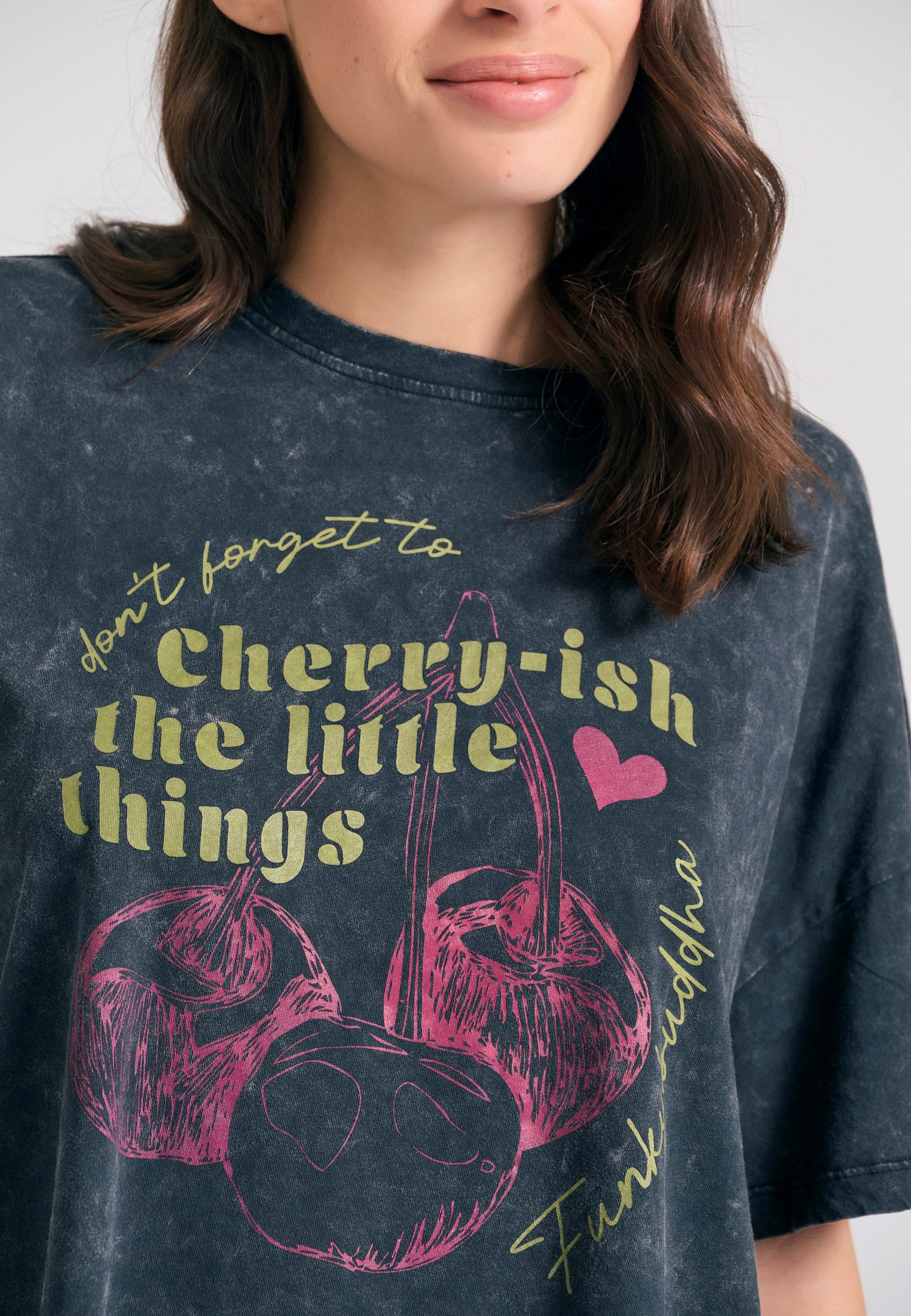 Women's T-Shirts Funky Buddha Black