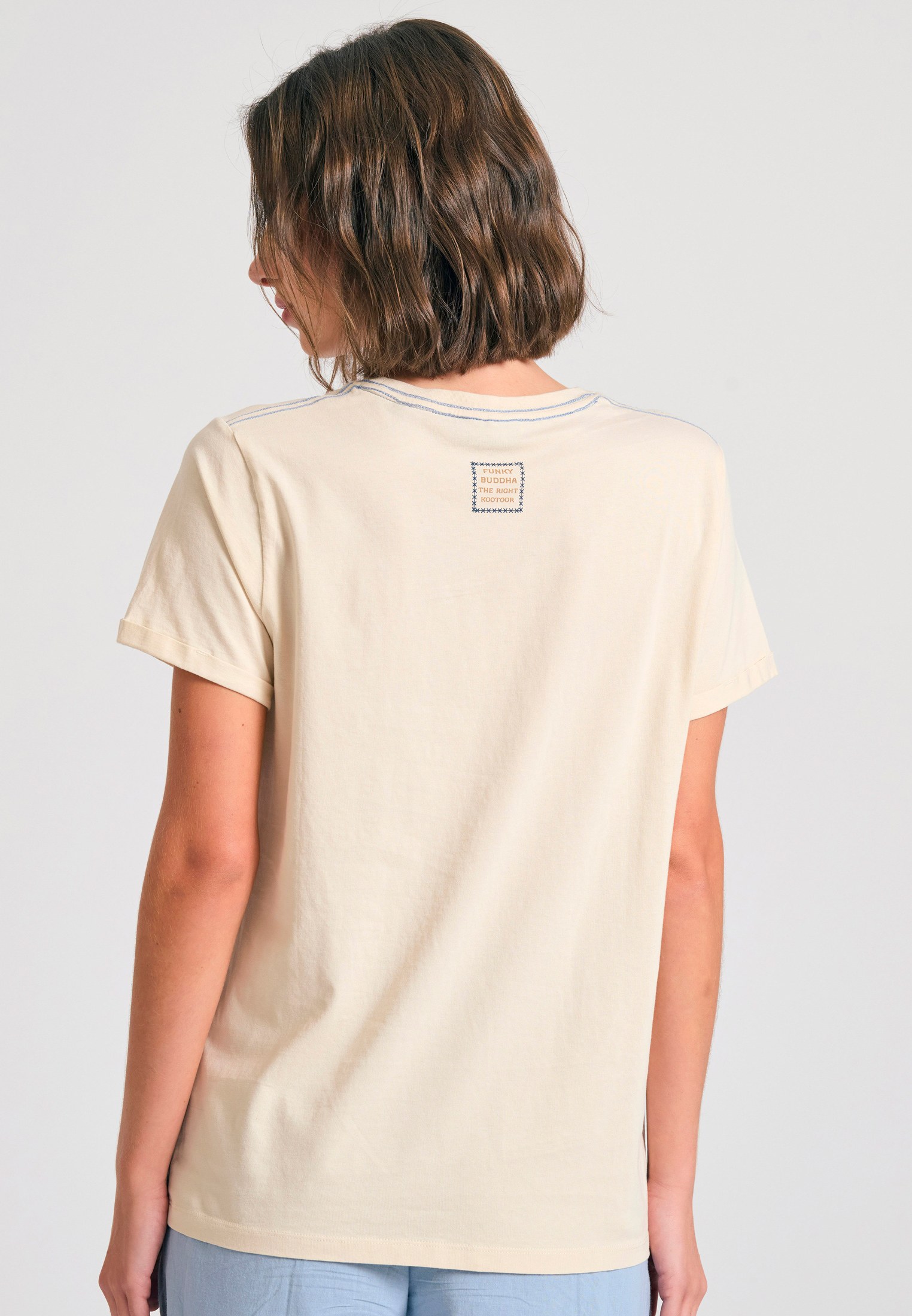 Organic cotton γυναικείο t-shirt με τύπωμα σε boho look φωτογραφία