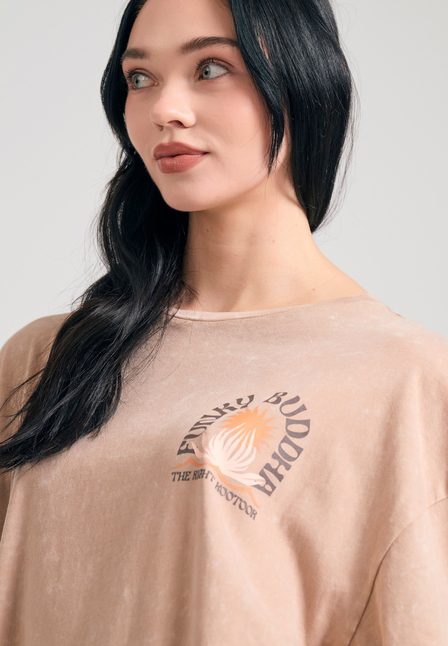 Oversized garment dyed t-shirt με τύπωμα στην πλάτη φωτογραφία