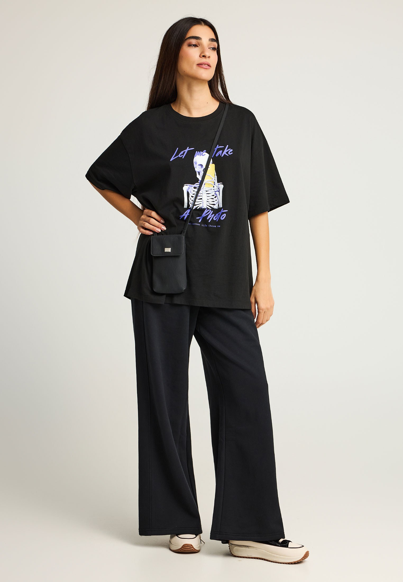 Γυναικείο flare fit παντελόνι φόρμας φωτογραφία