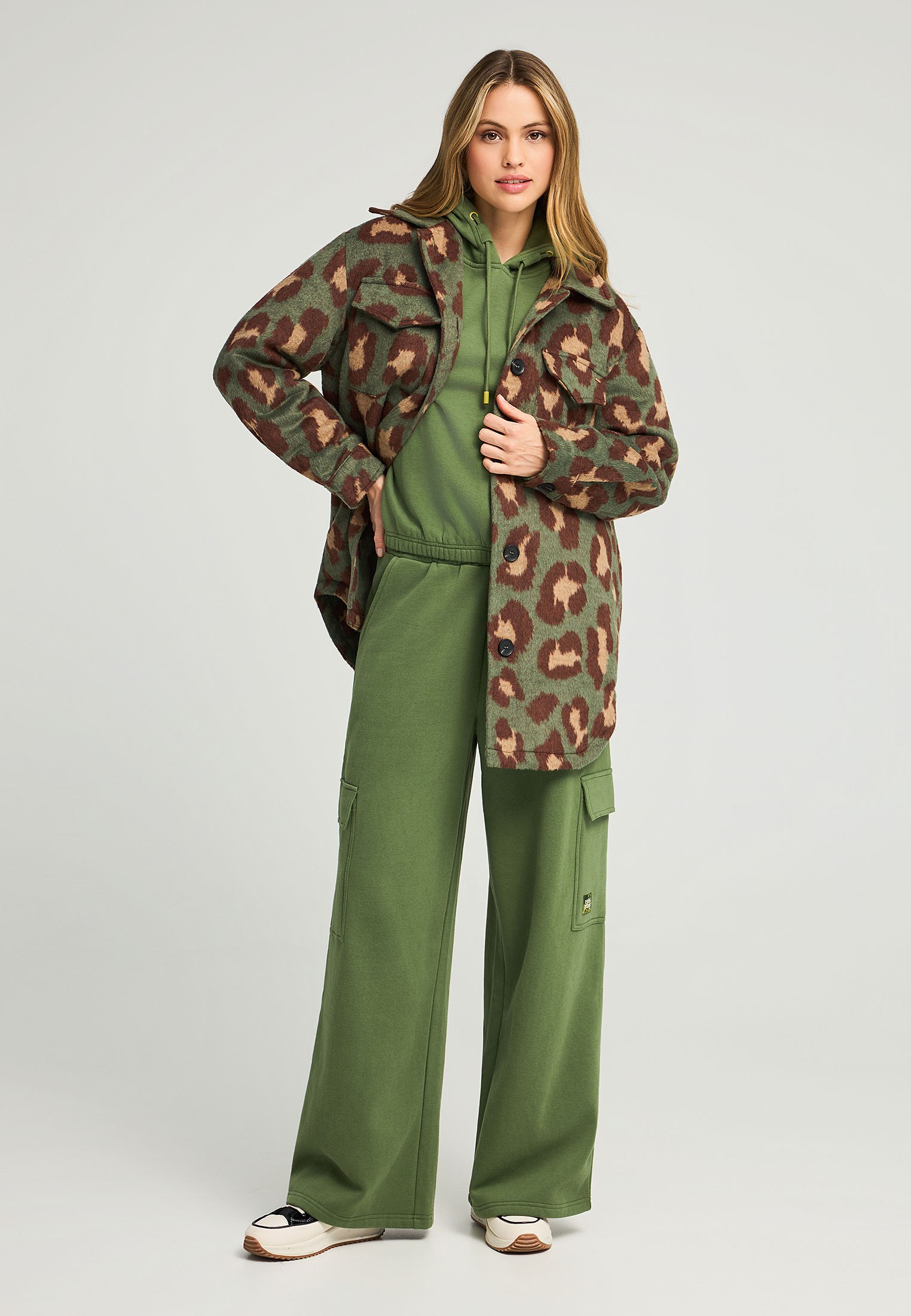 Λεοπάρ faux fur τζάκετ φωτογραφία