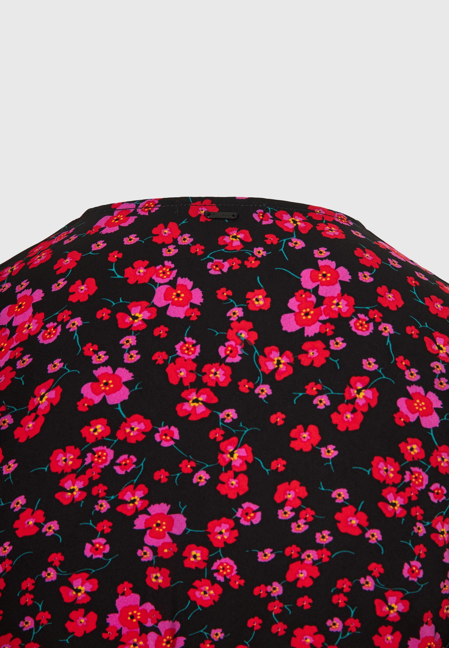 V-neck φλοράλ midi φόρεμα φωτογραφία