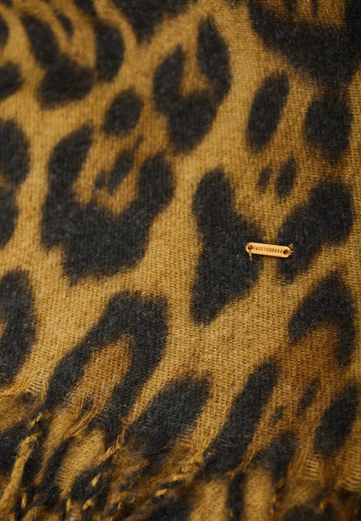 Γυναικείο κασκόλ με animal print μοτίβο