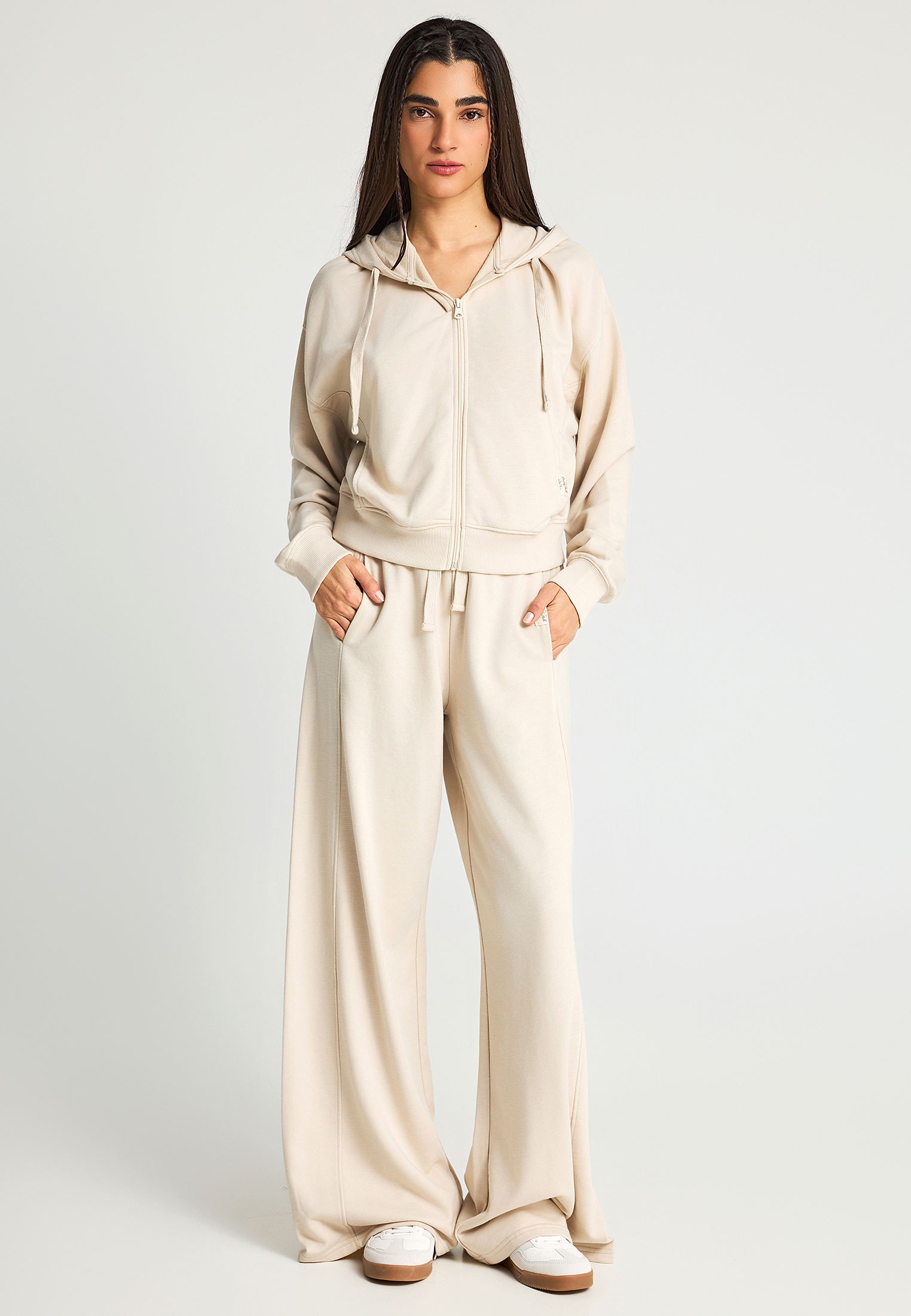 Γυναικεία ζακέτα φούτερ φωτογραφία