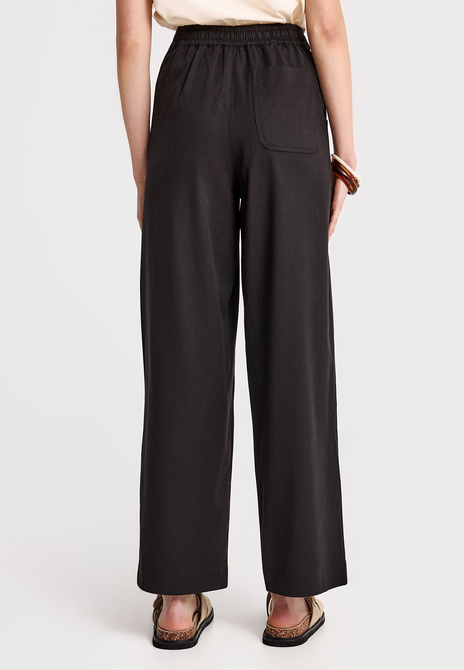 Γυναικείο casual παντελόνι φωτογραφία