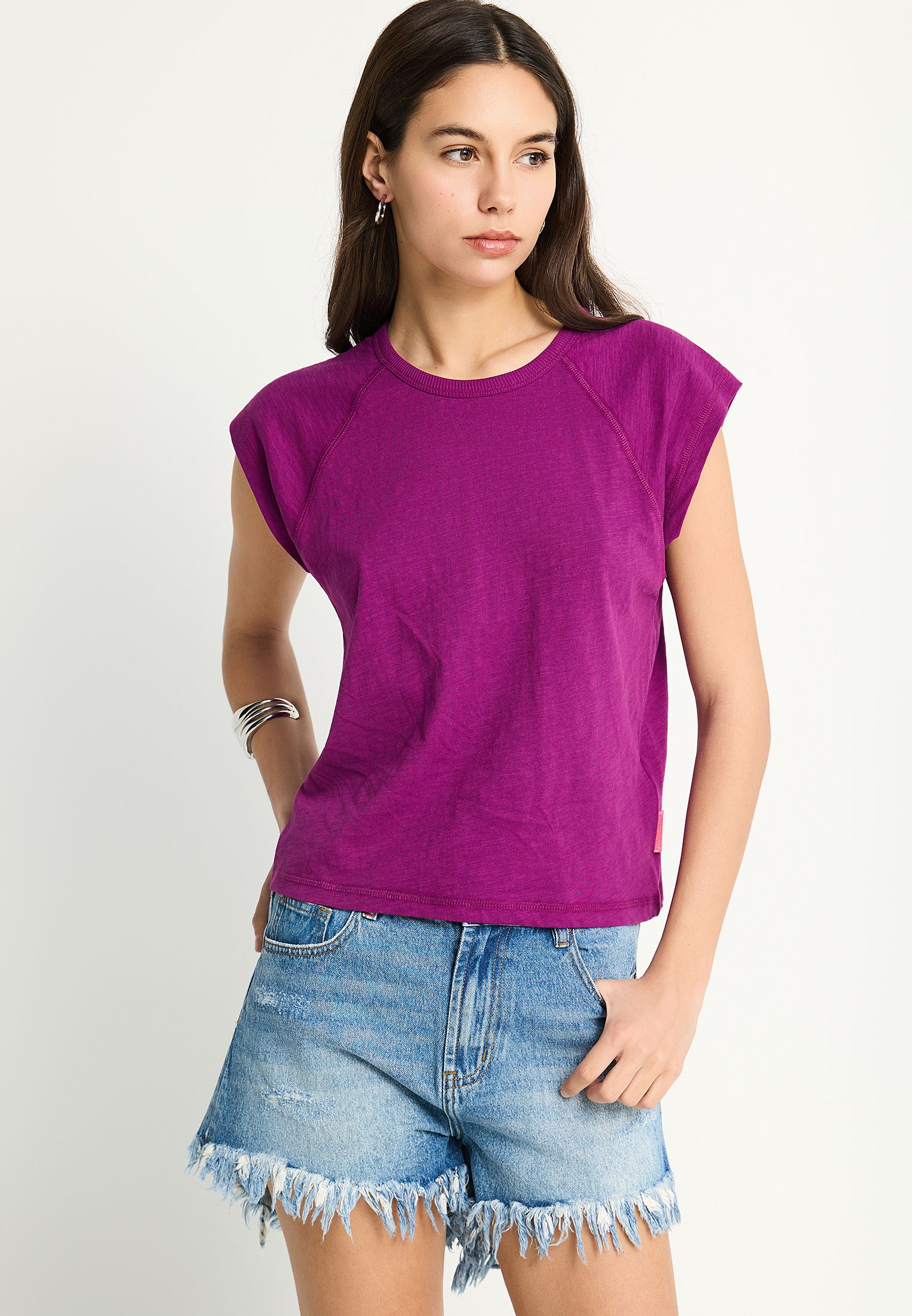 Γυναικείο κοντομάνικο T-shirt - The basics collection