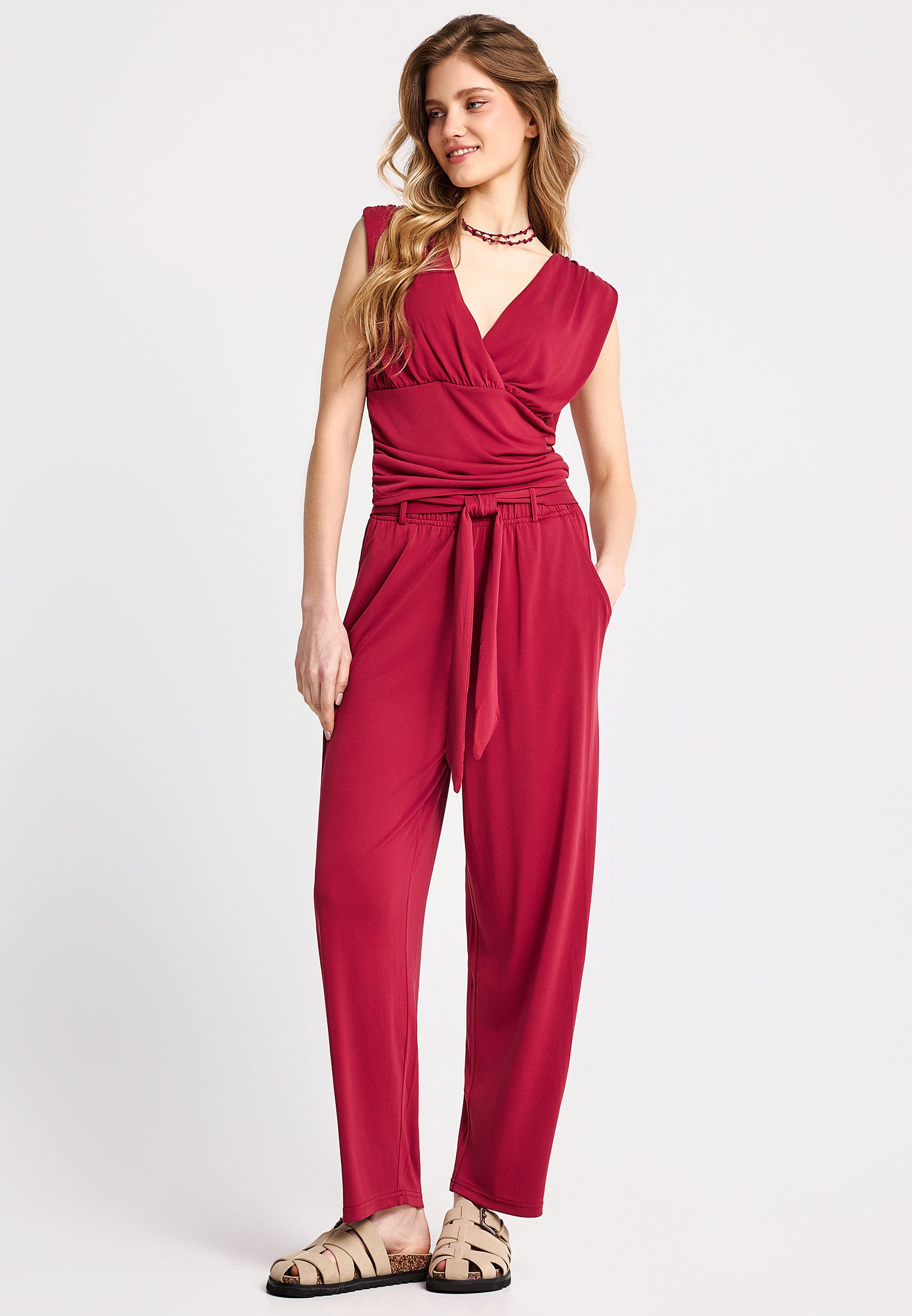 Γυναικείο casual παντελόνι φωτογραφία