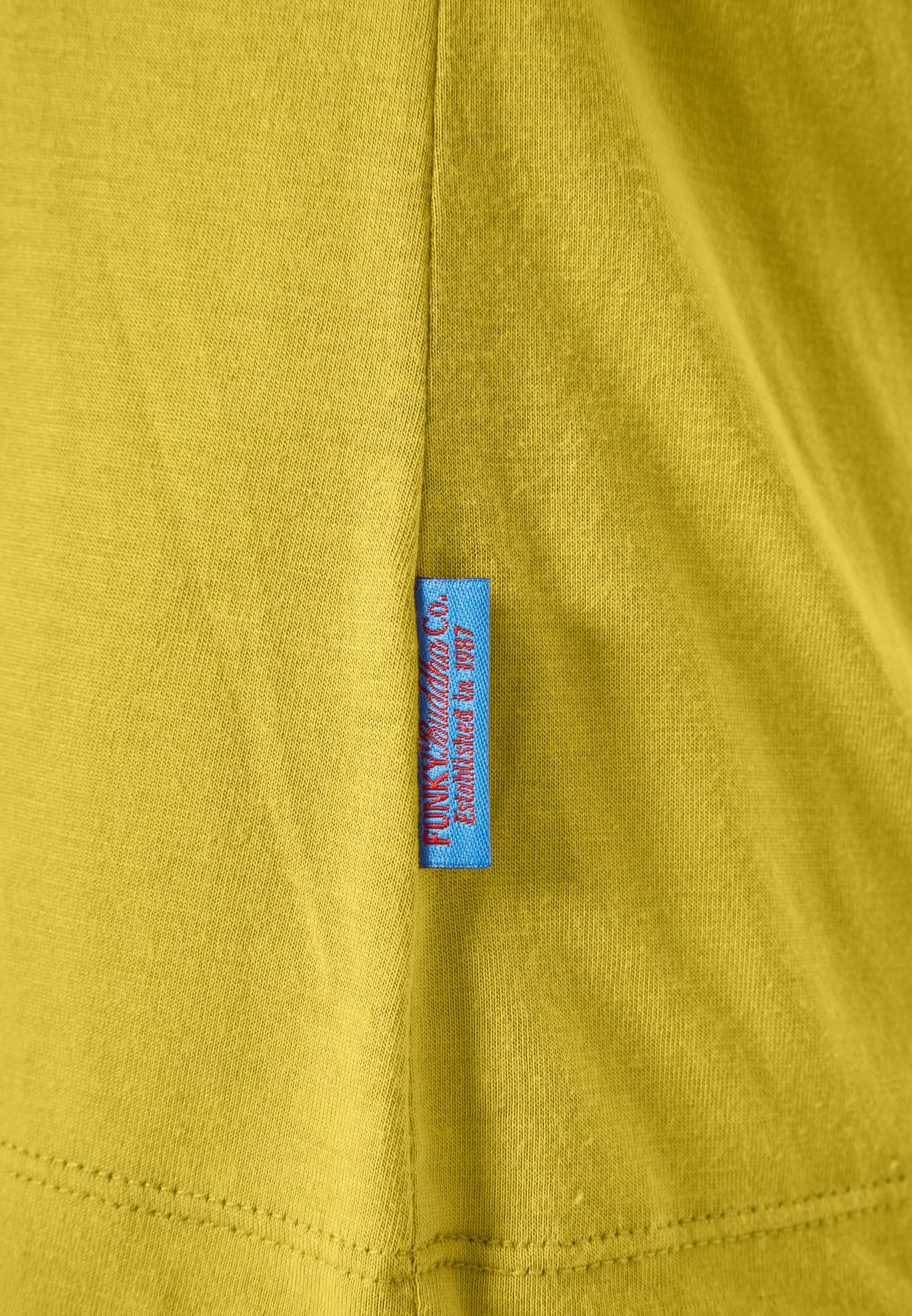 Γυναικείο t-shirt με V λαιμόκοψη - The basics collection