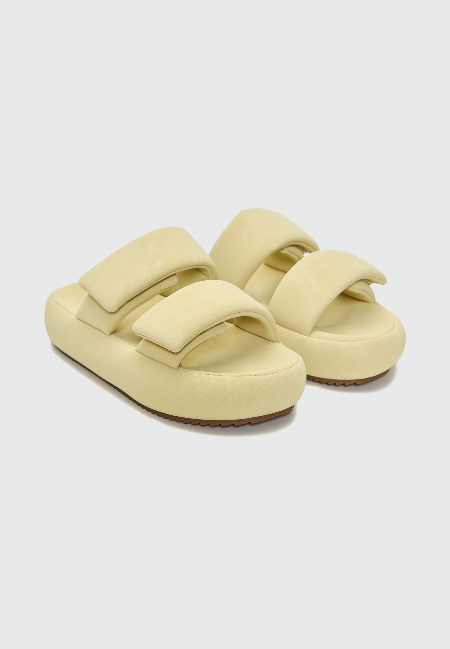 Γυναικεία flatform slides με puffer λουράκια