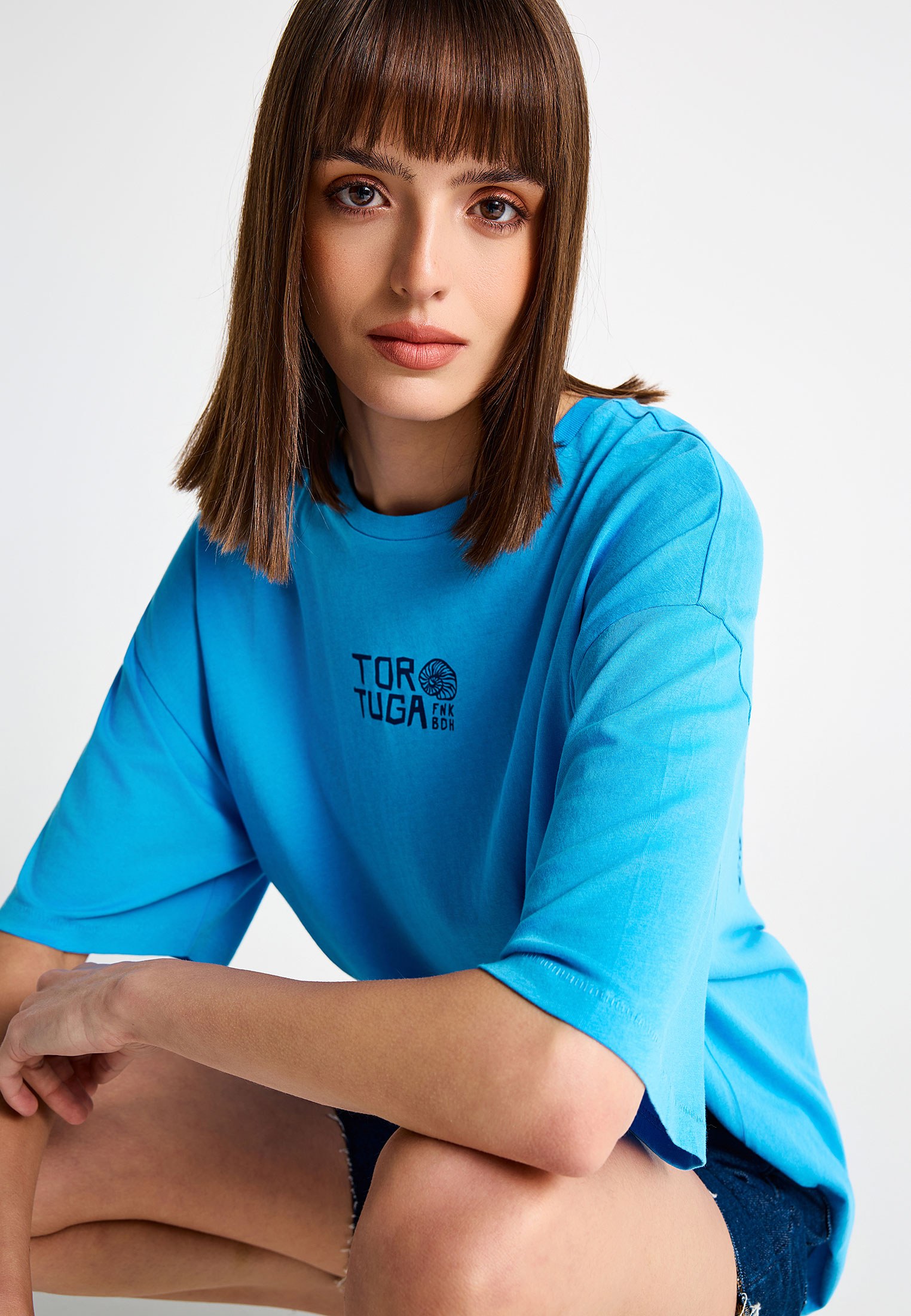 Γυναικείο t-shirt με τύπωμα στην πλάτη