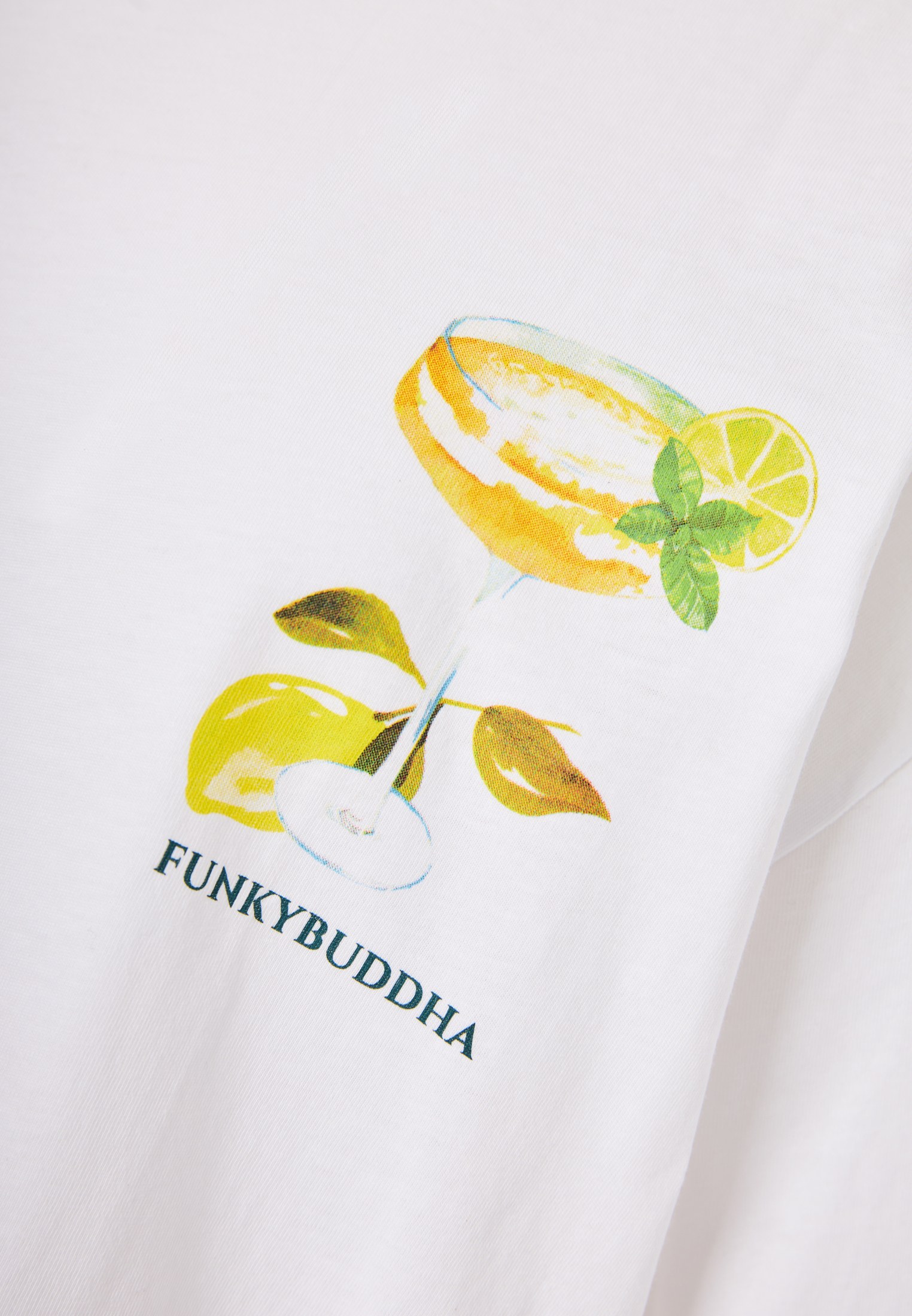 Γυναικείο βαμβακερό t-shirt με τύπωμα στην πλάτη