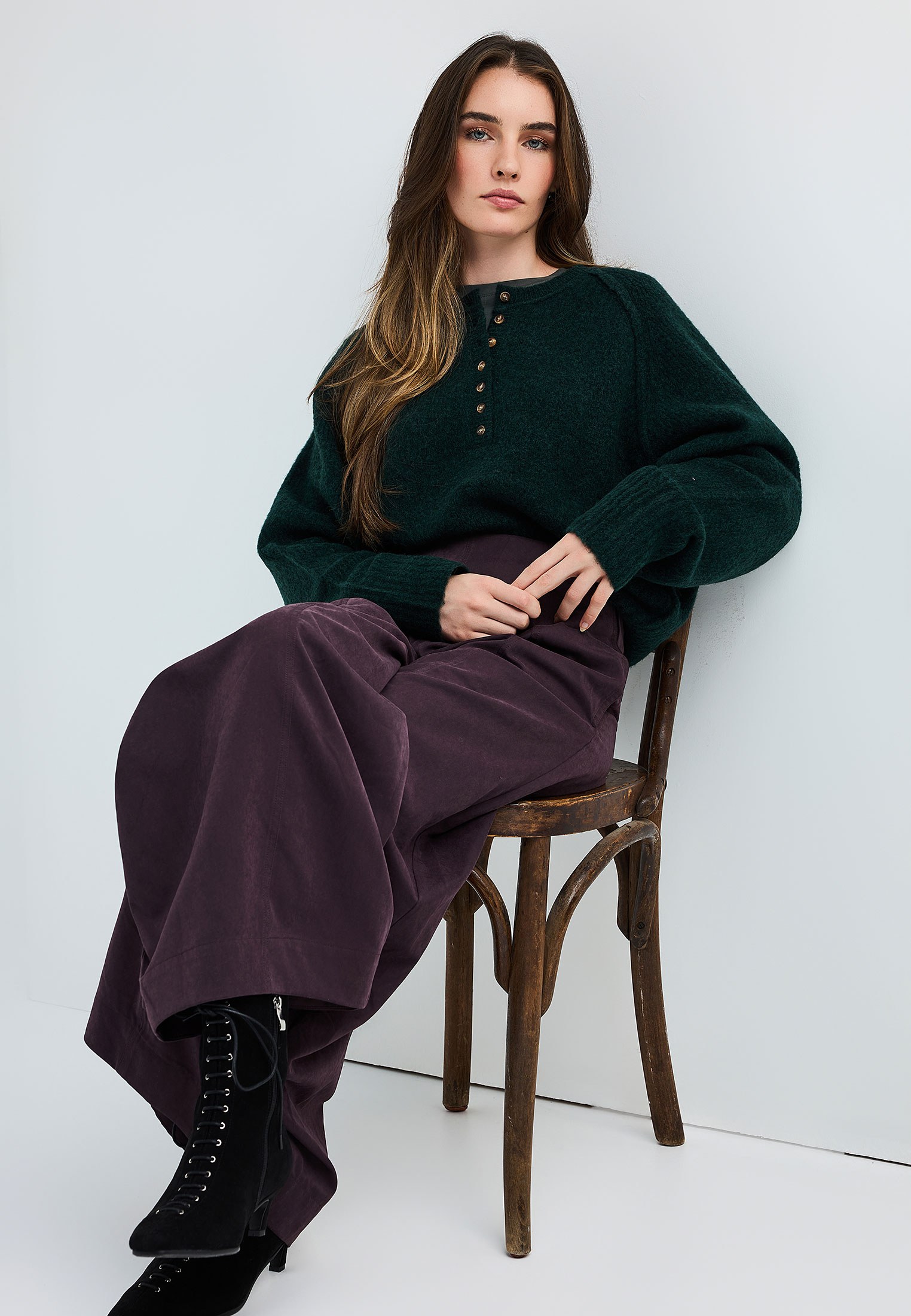 Γυναικεία πλεκτή μπλούζα henley με κουμπιά
