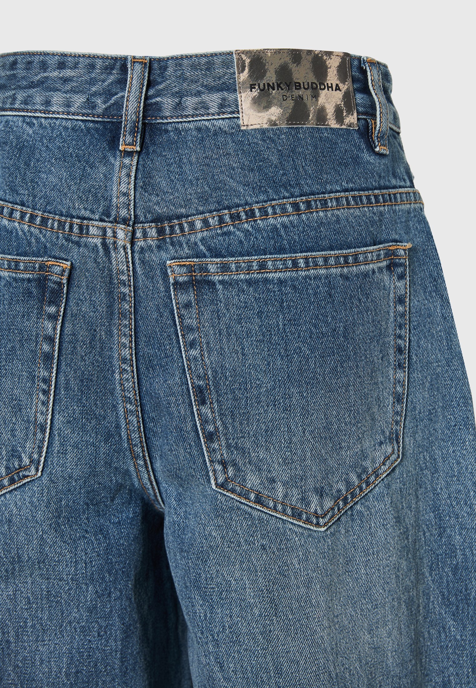 Ψηλόμεσο τζιν παντελόνι baggy fit με σκισίματα