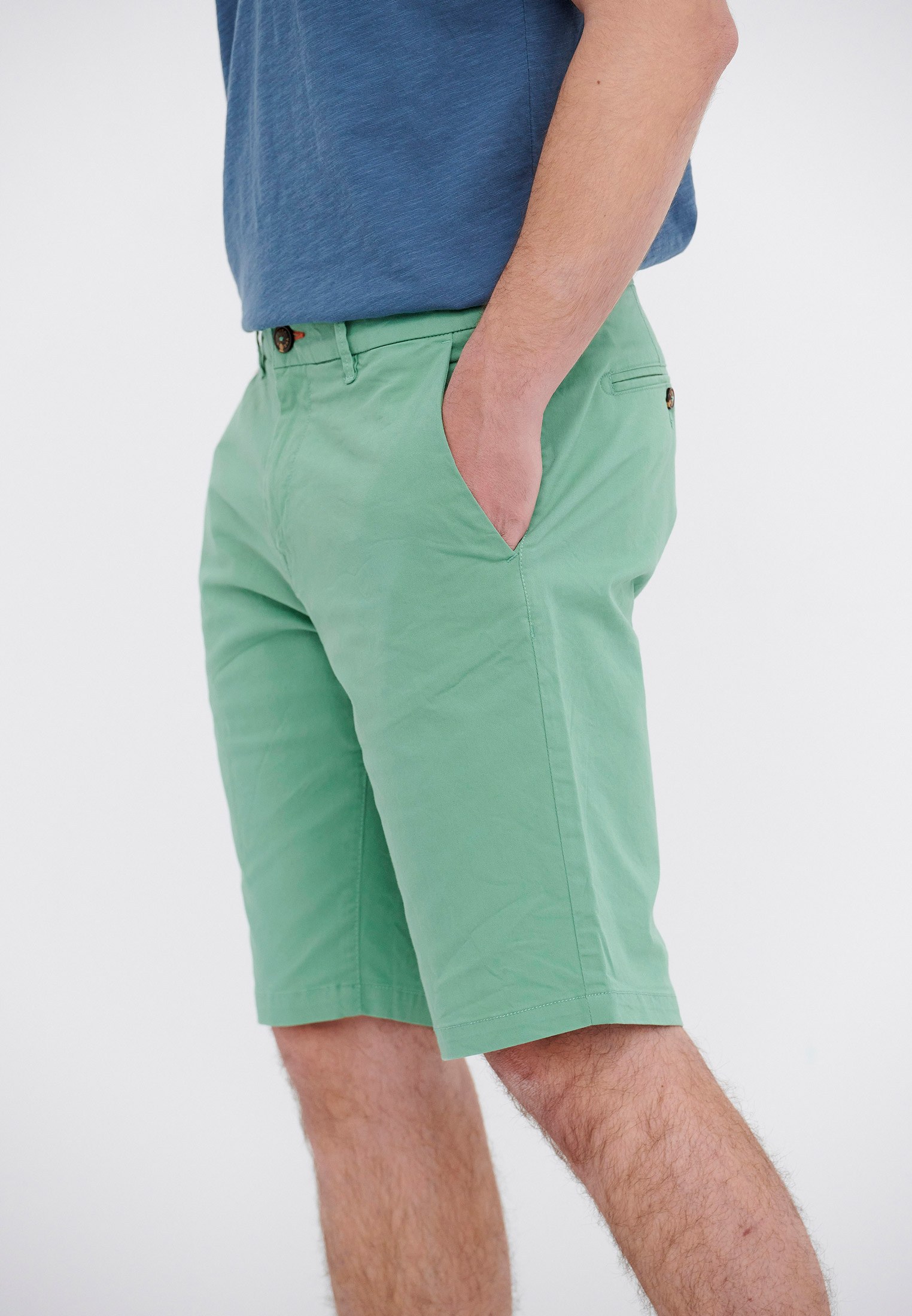 Essential βερμούδα chino φωτογραφία