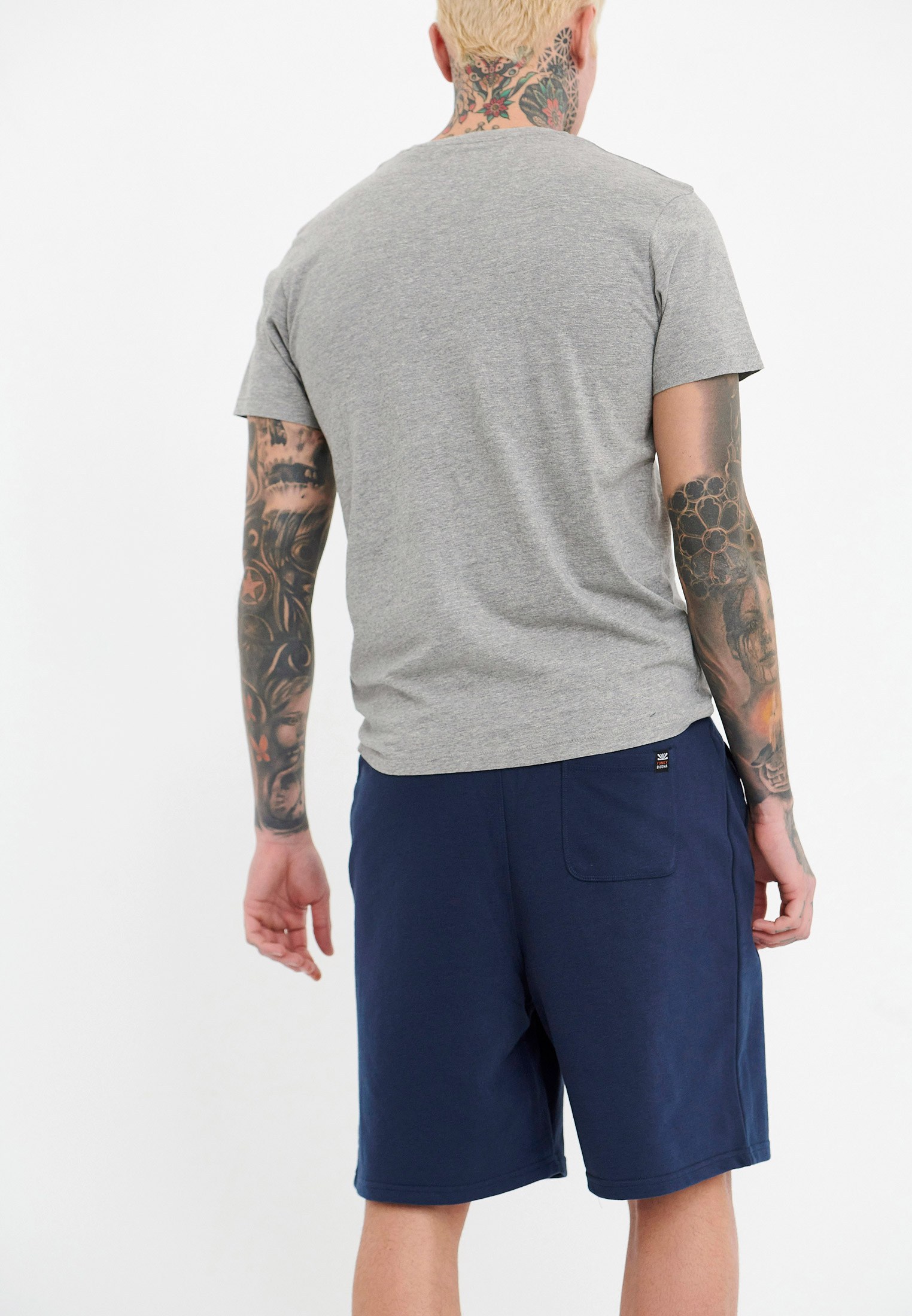 Essential αθλητική βερμούδα με λογότυπο