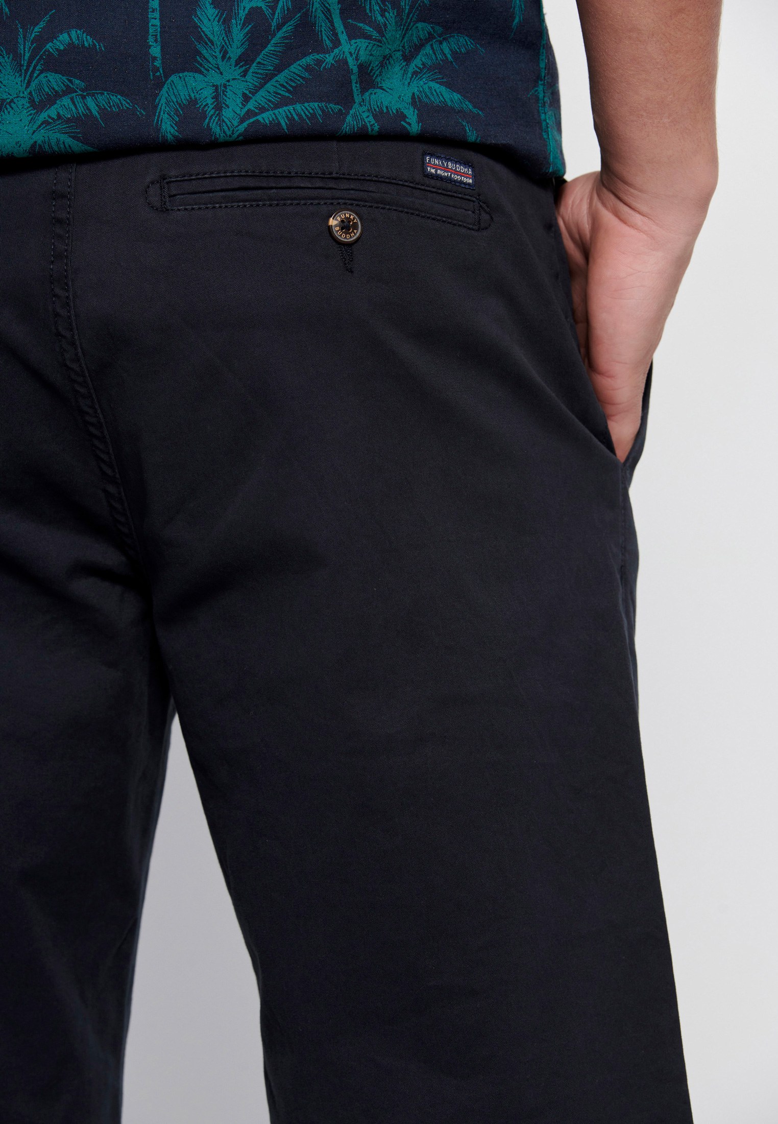 Essential comfort chino παντελόνι