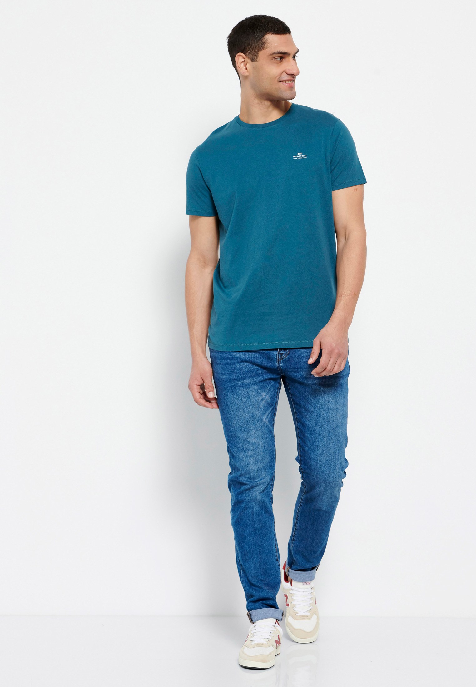 Essential t-shirt με λαιμόκοψη