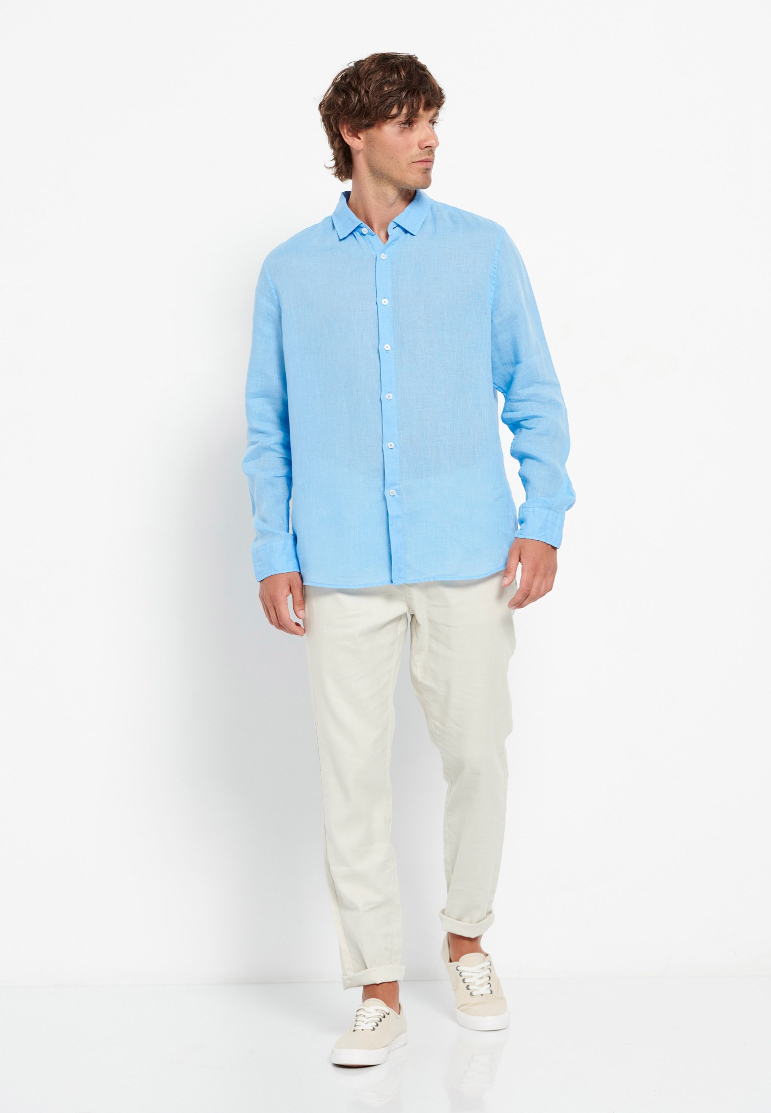 Essential λινό πουκάμισο φωτογραφία