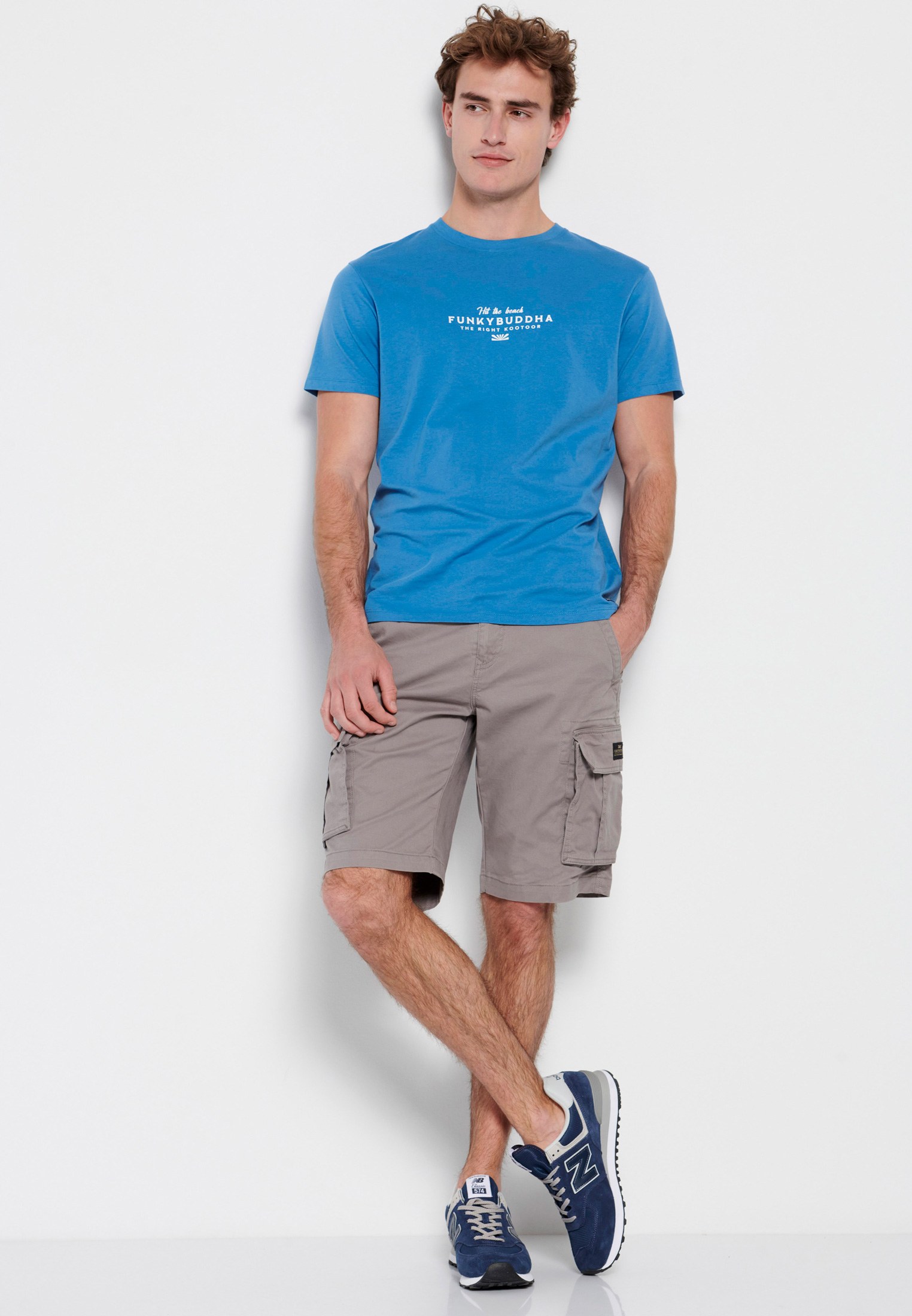 T-shirt με Funky Buddha τύπωμα στο στήθος φωτογραφία