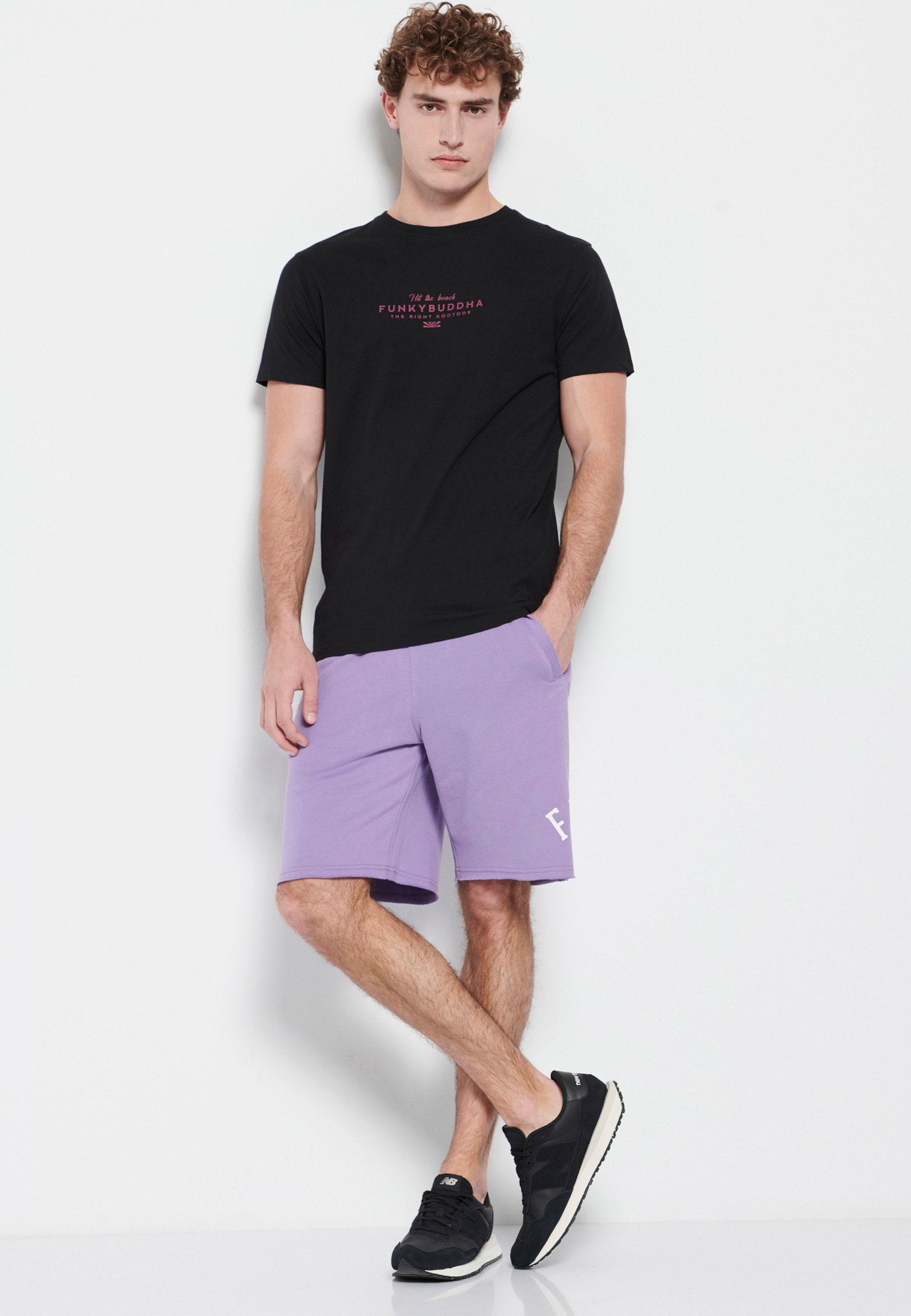 T-shirt με Funky Buddha τύπωμα στο στήθος φωτογραφία